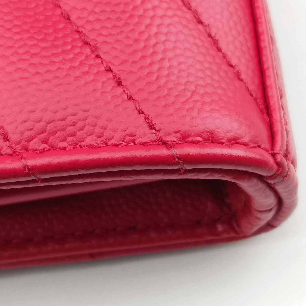 Secondhand Yves Saint Laurent MONOGRAM Red Leather 277828 shoulderbag | stylenewstar