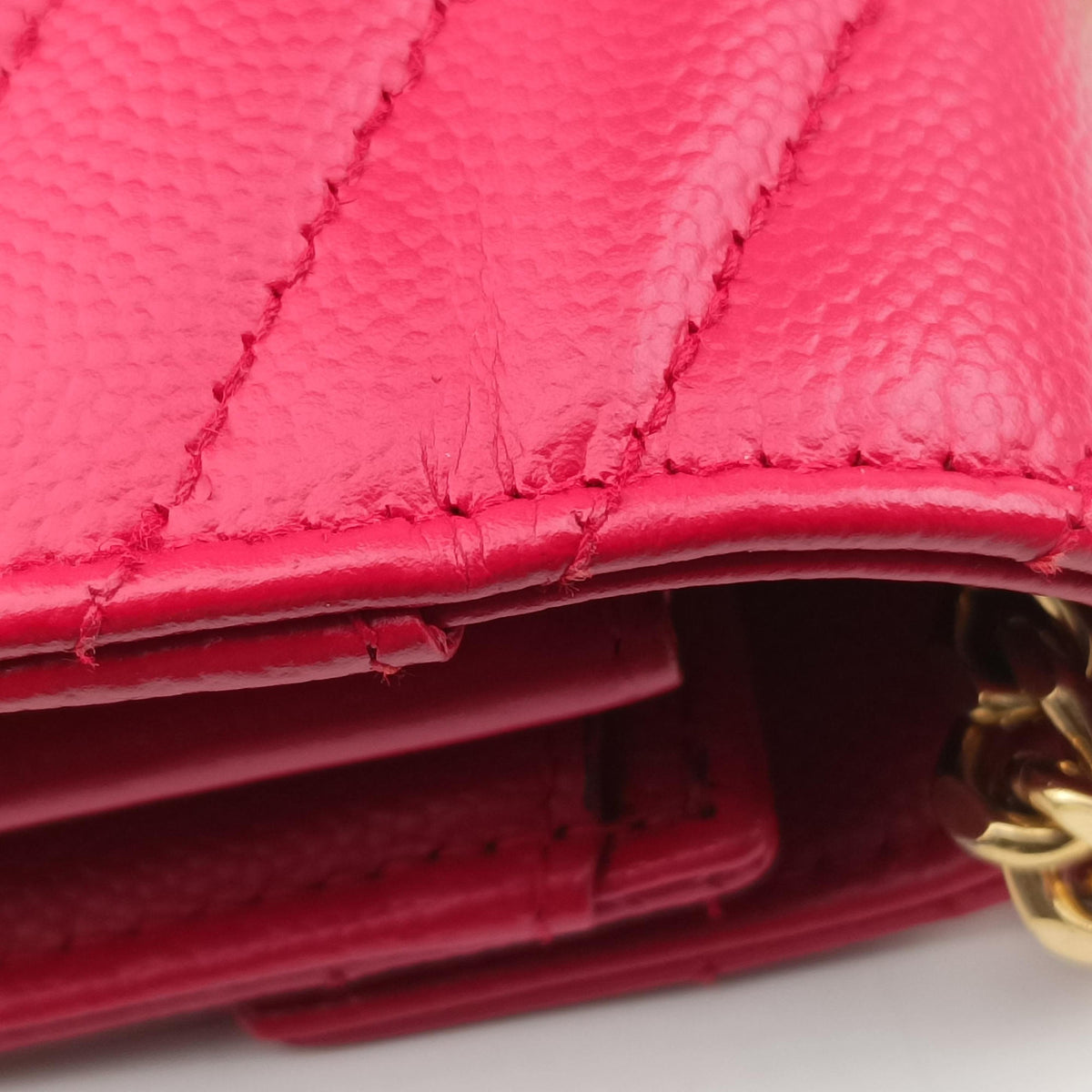 Secondhand Yves Saint Laurent MONOGRAM Red Leather 277828 shoulderbag | stylenewstar