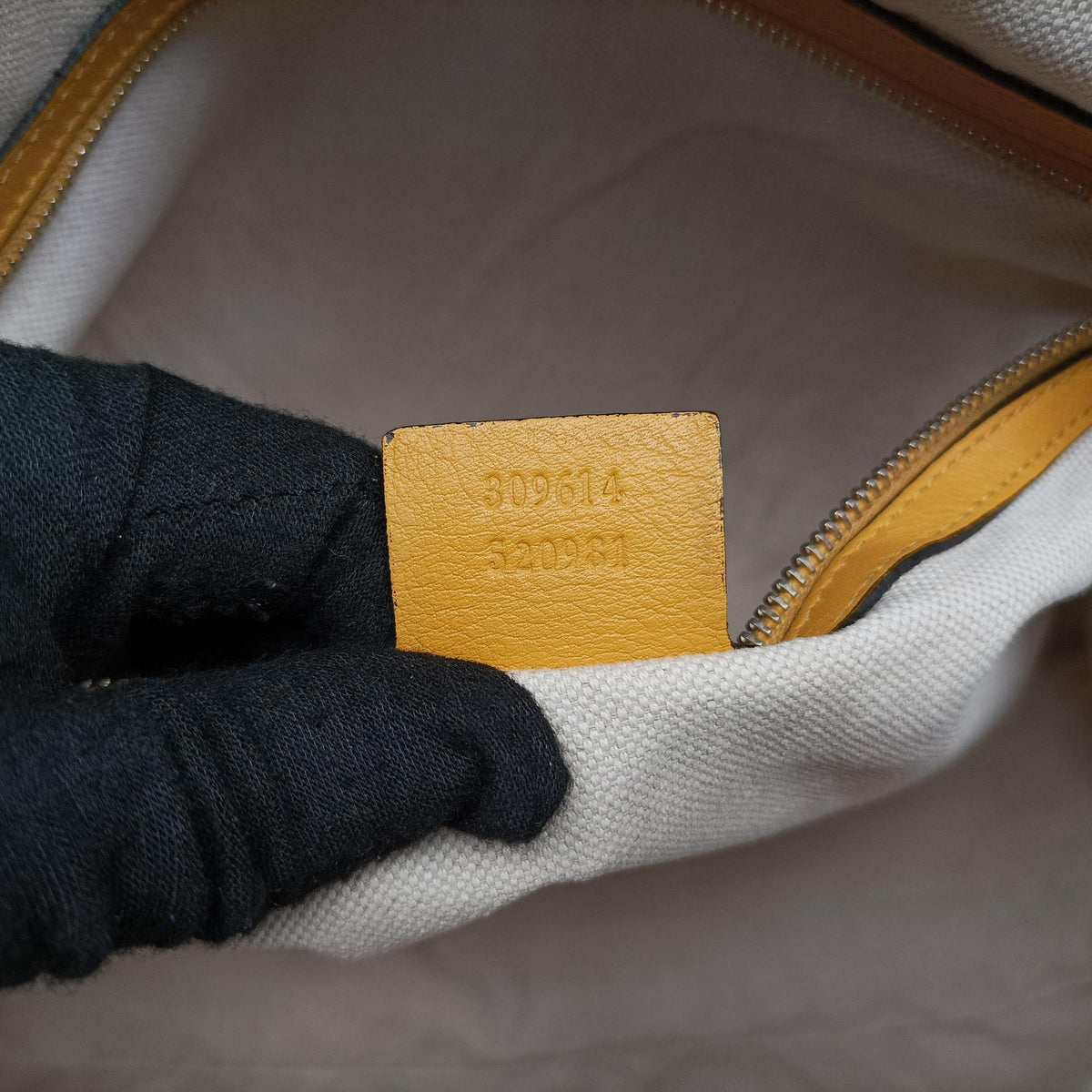 Vintage Gucci Microguccissima Yellow Patent Leather 309614 shoulderbag | stylenewstar