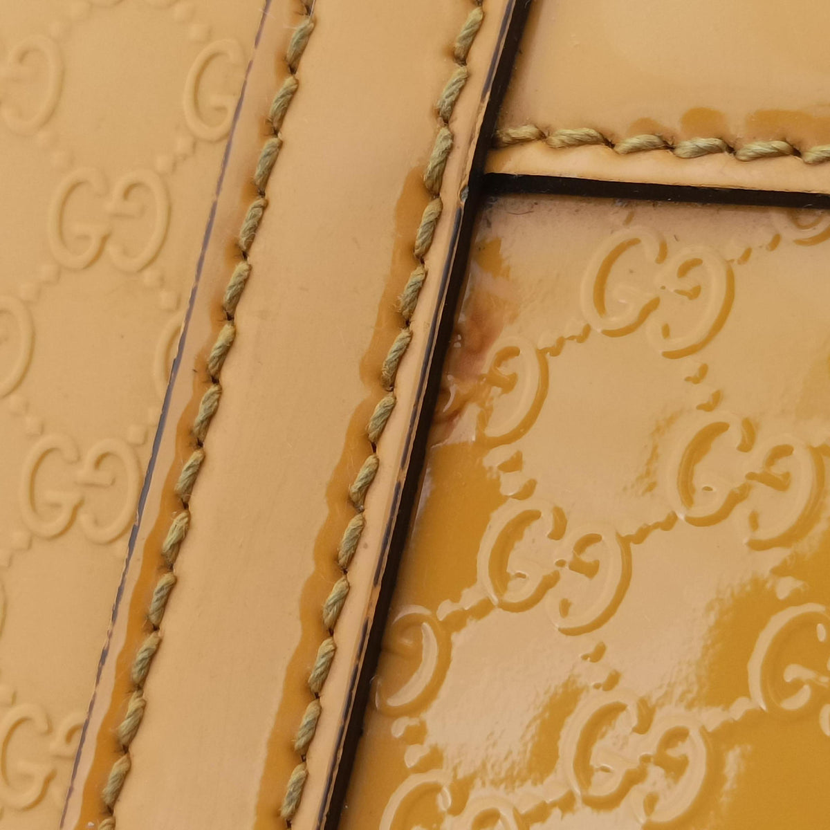 Vintage Gucci Microguccissima Yellow Patent Leather 309614 shoulderbag | stylenewstar
