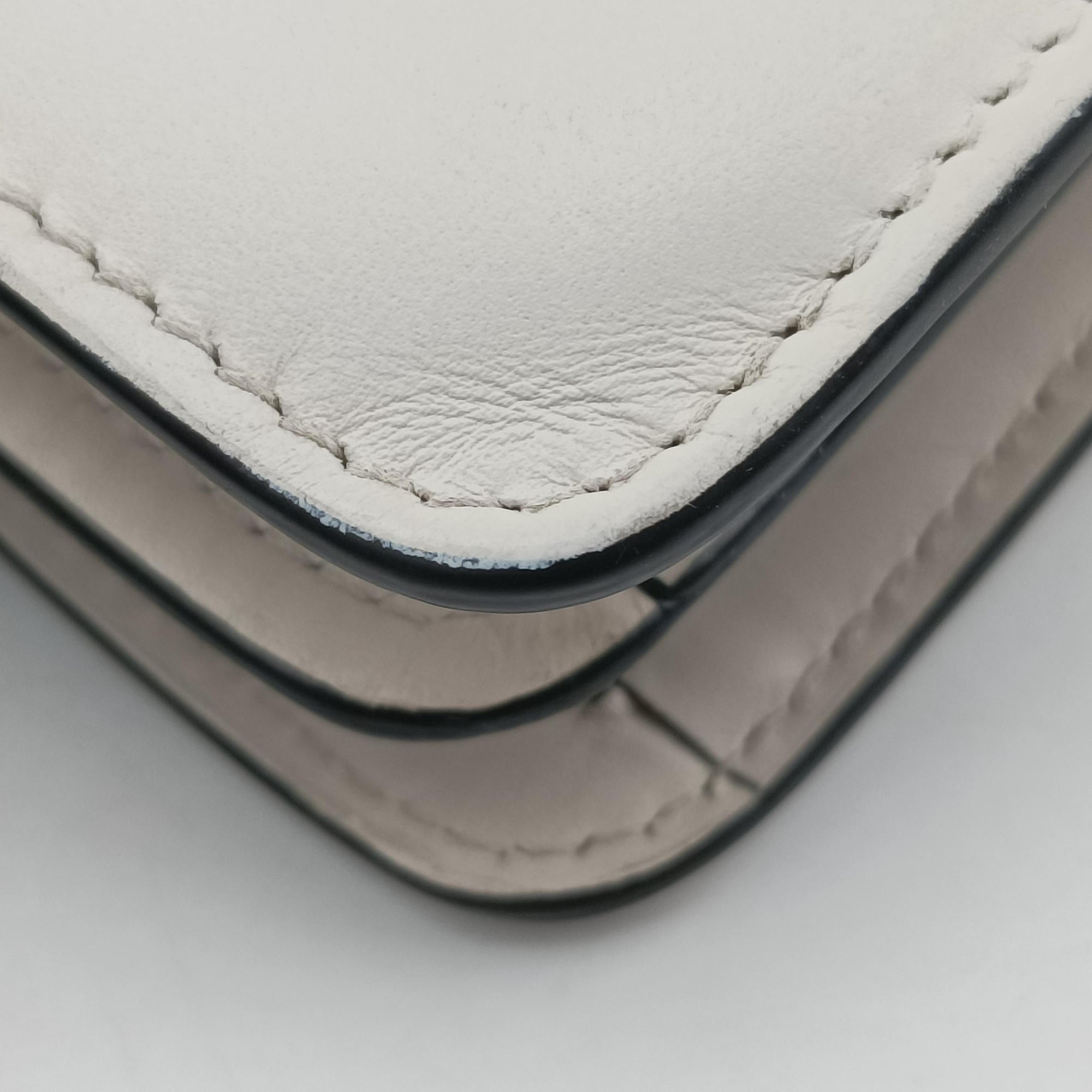 SERPENTI FOREVER White Leather RE.A18.283170セルペンティ フォーエバー ホワイト レザー RE.A18.283170