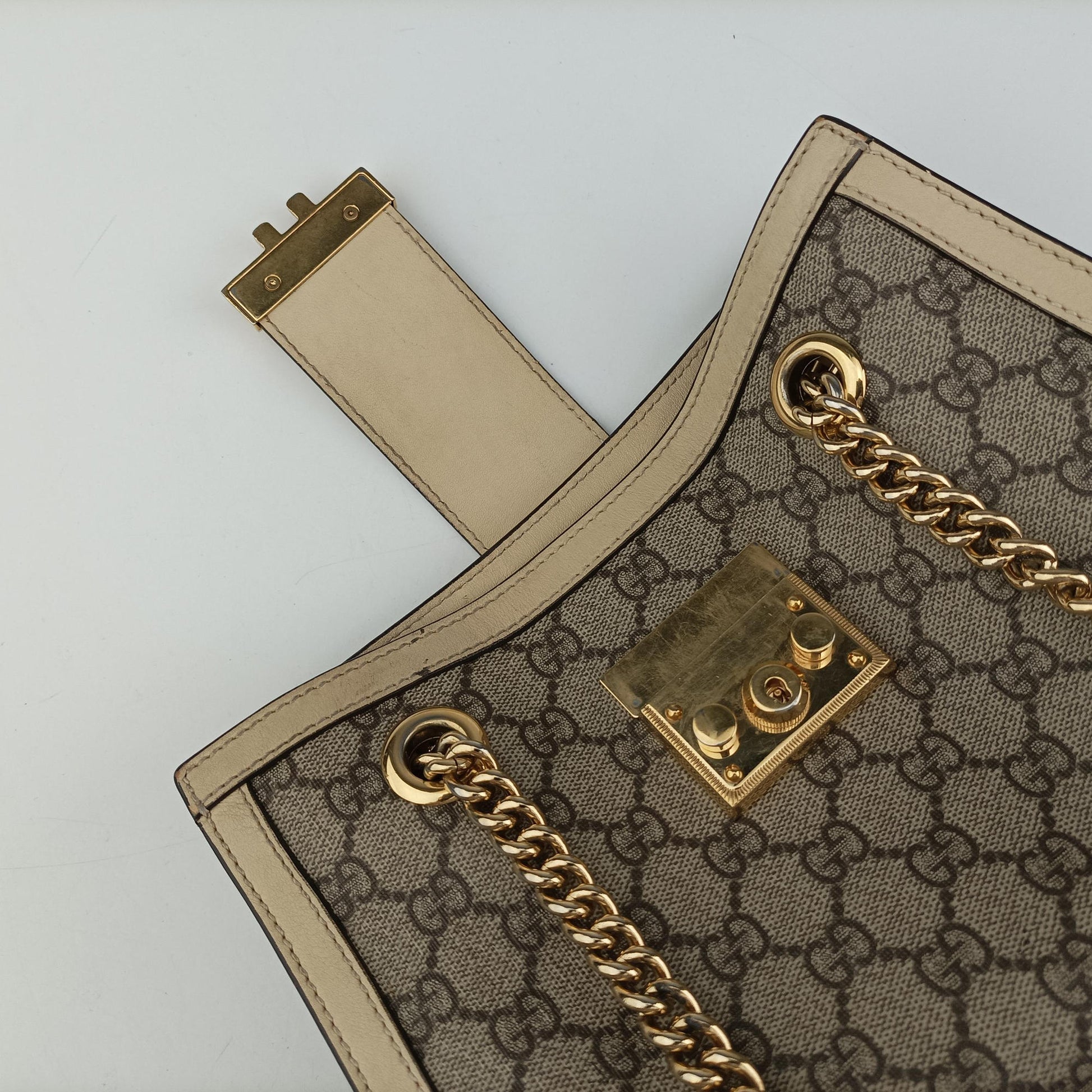 Padlock Brown×white PVC coated canvas×Leather 498156 F033868007パドロック ブラウン×ホワイト PVCコーティングキャンバス×レザー 498156 F033868007