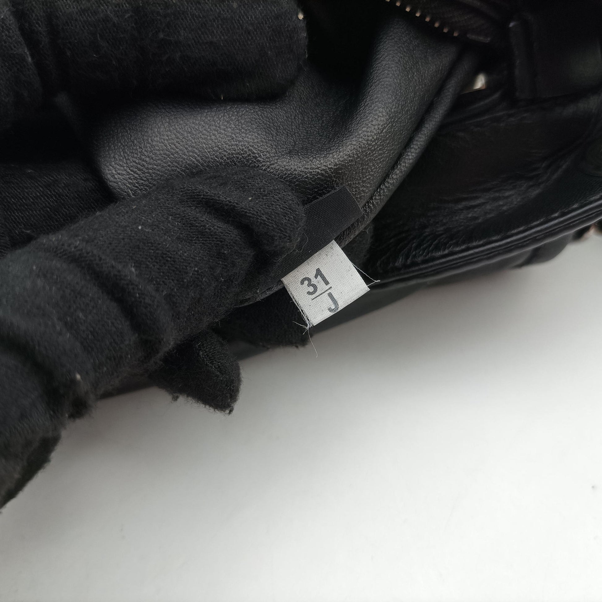 Antique Pushlock Chain Black Leather 31/Jアンティーク プッシュロック チェーン ブラック レザー 31/J