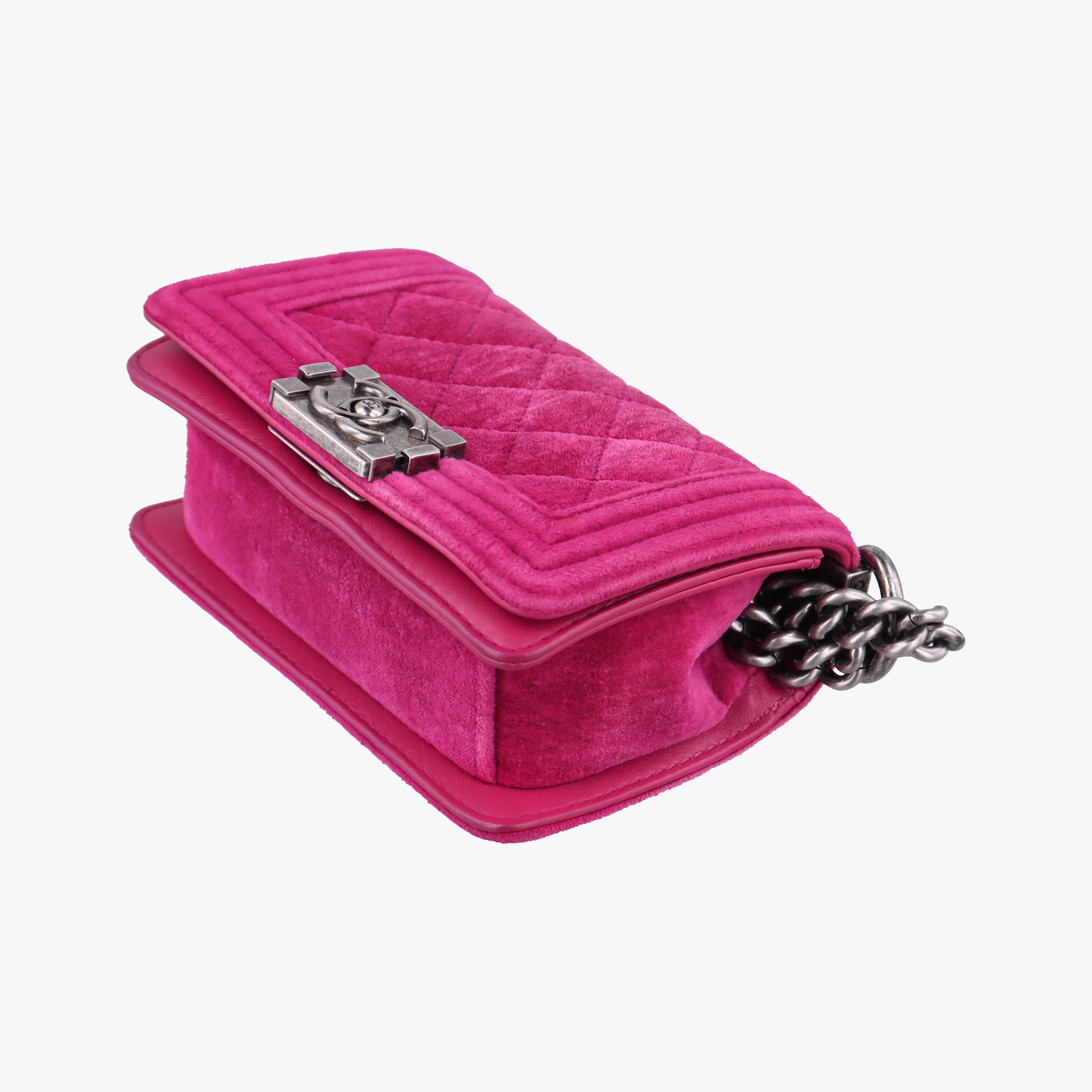 BOY CHANEL Rose velour A67364 17342476ボーイシャネル ローズ レッド ベロア A67364 17342476