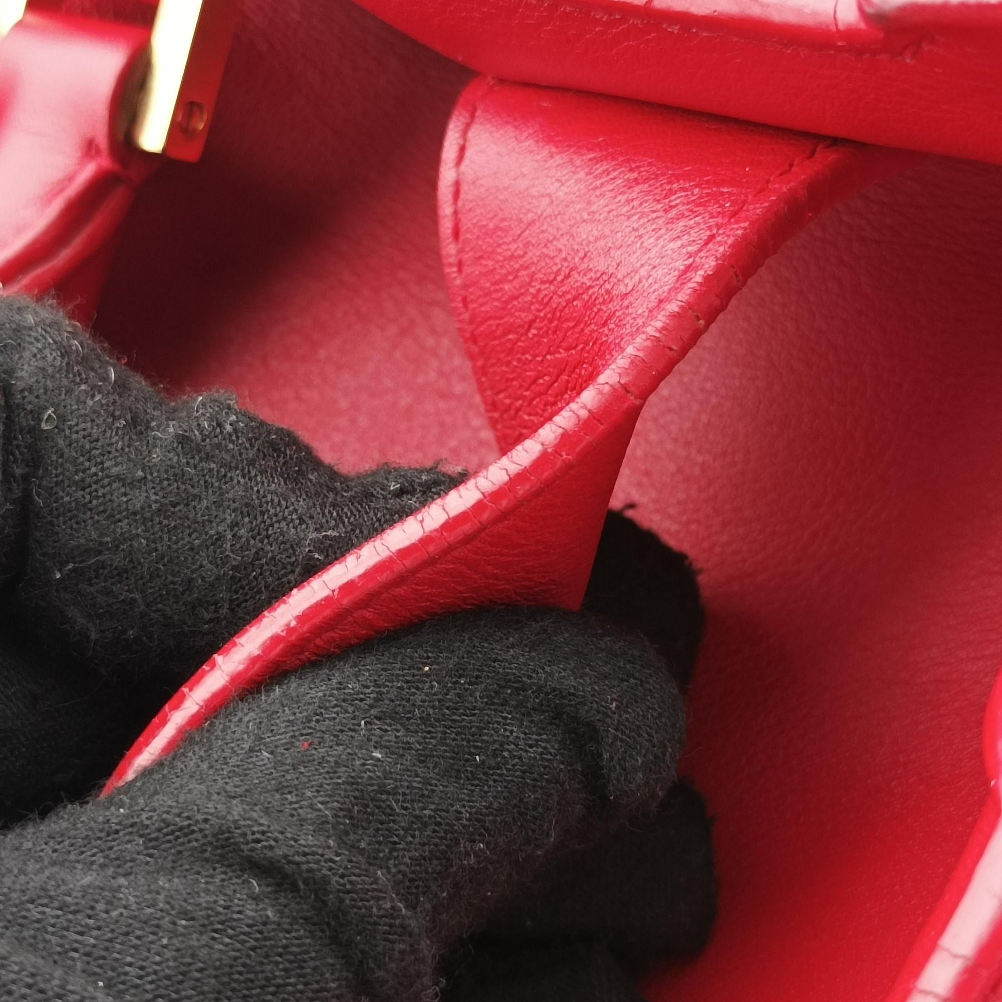 Y Ligne Petit Cabas Red Leather 311210 311210.529258Yライン プチカバス レッド レザー 311210 311210.529258