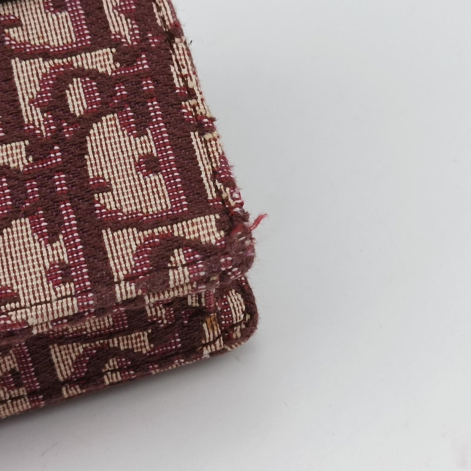 Saddle Red Jacquard 12-MA-0129サドル レッド ジャガード 12-MA-0129