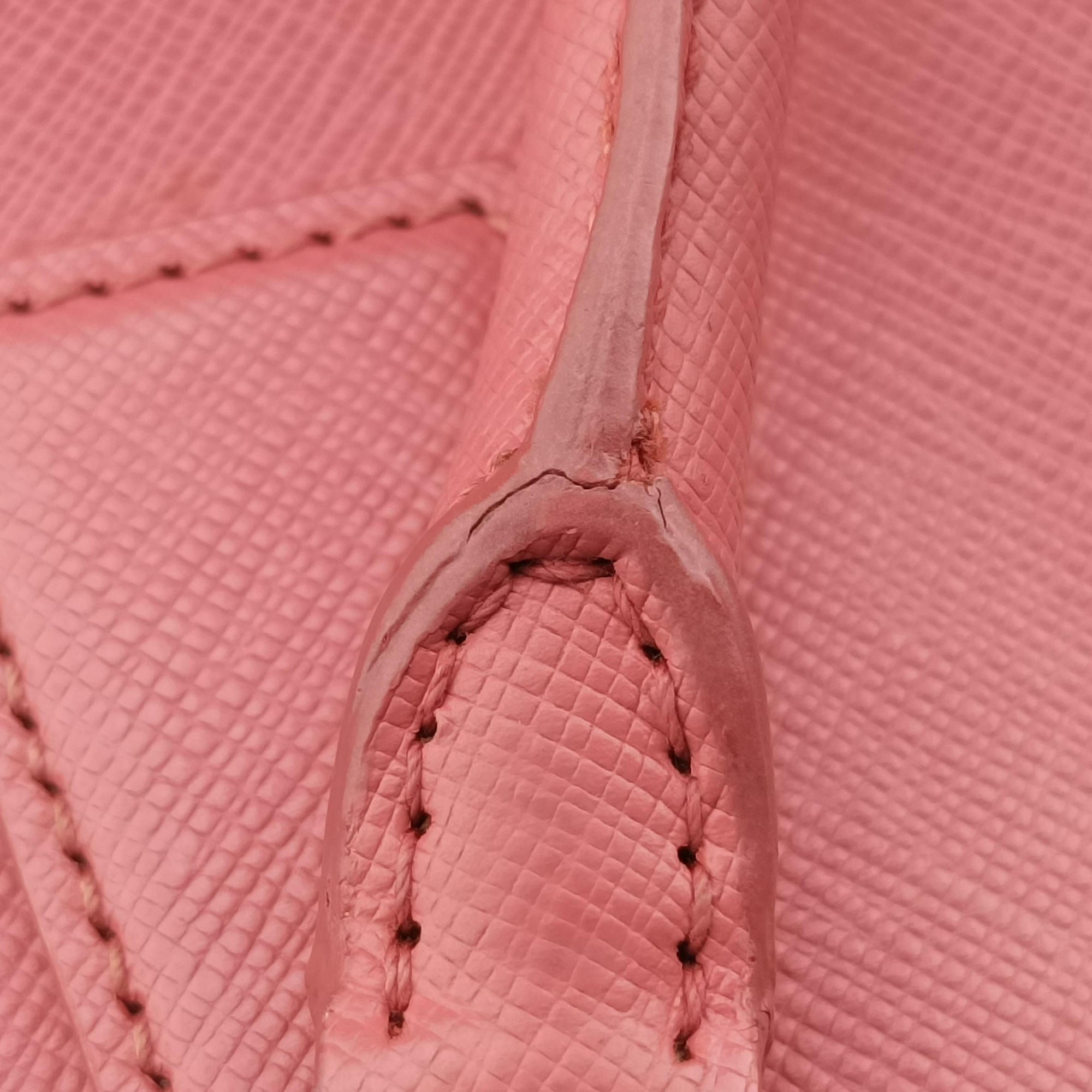Galleria Rose SAFFIANO Leather BN1844 102ガレリア ローズ レッド サフィアーノレザー BN1844 102
