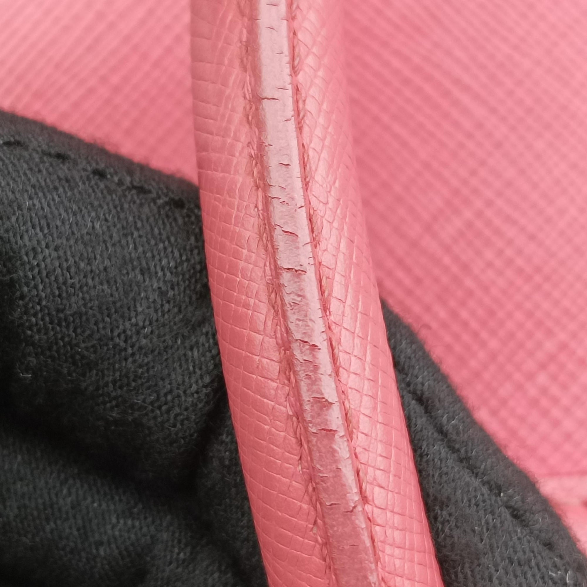 Galleria Rose SAFFIANO Leather BN1844 102ガレリア ローズ レッド サフィアーノレザー BN1844 102