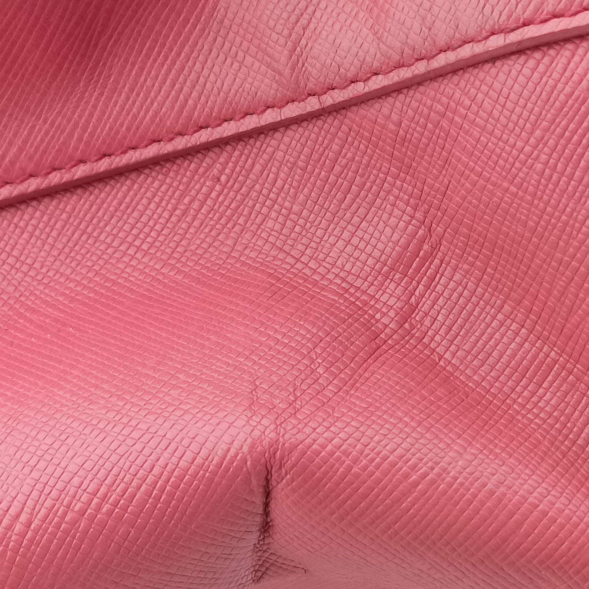 Galleria Rose SAFFIANO Leather BN1844 102ガレリア ローズ レッド サフィアーノレザー BN1844 102