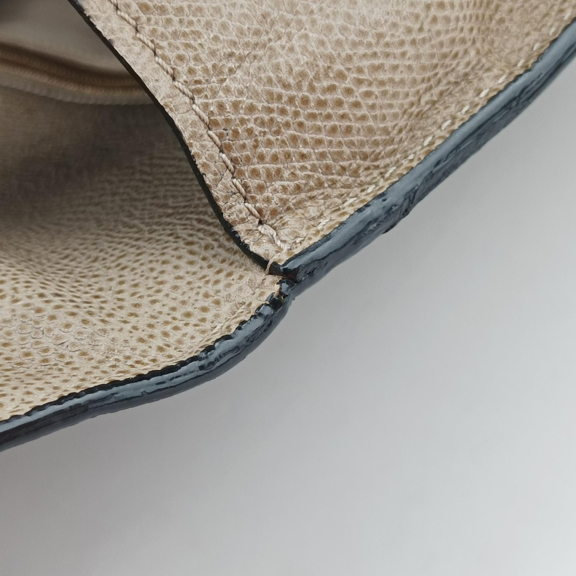 Iside Beige Calfskin N 416832イジィデ ベージュ カーフスキン N 416832