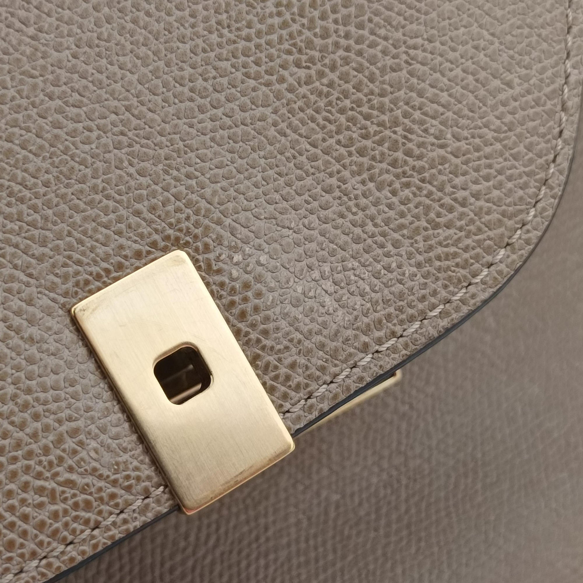 Iside Beige Calfskin N 416832イジィデ ベージュ カーフスキン N 416832
