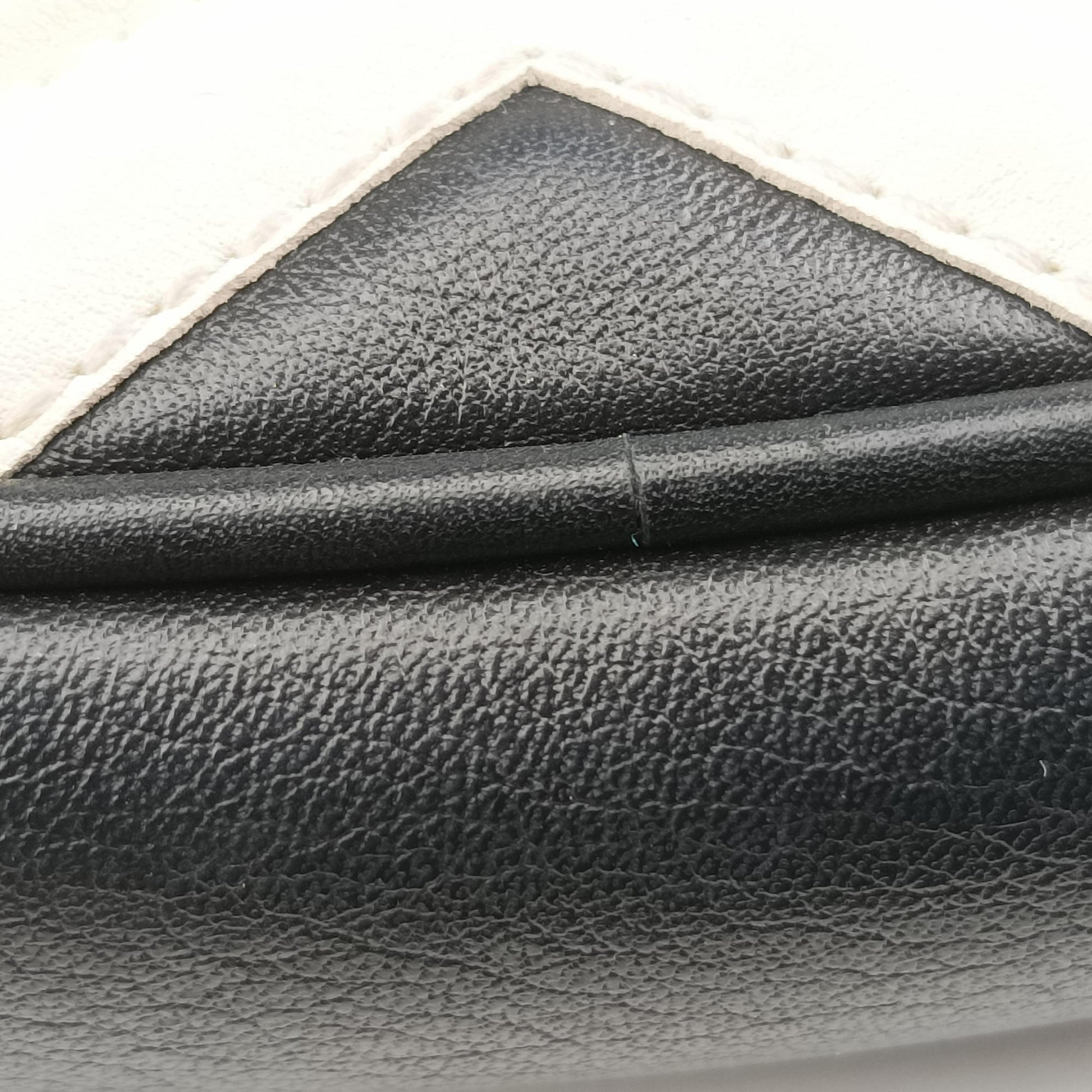 GG Marmont Black×white Leather 476434 E022011337GGマーモント ブラック×ホワイト レザー 476434 E022011337