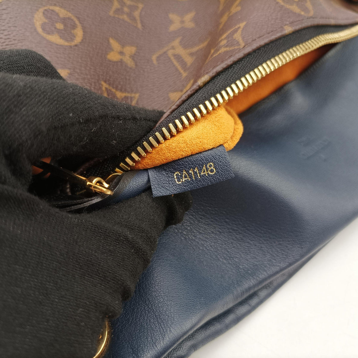 Vintage Louis Vuitton Tuileries Bezas Brown×Navy Monogram Canvas×calf leather M43154 shoulderbag | stylenewstar