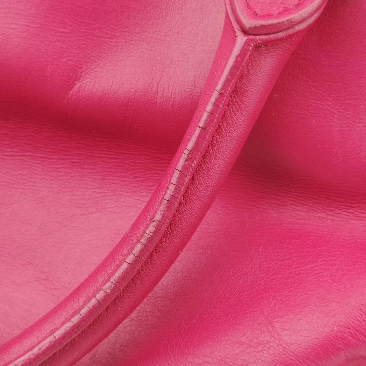 Pre-owned Yves Saint Laurent CLASSIC DUFFEL Rose Leather 314704 shoulderbag | stylenewstar
