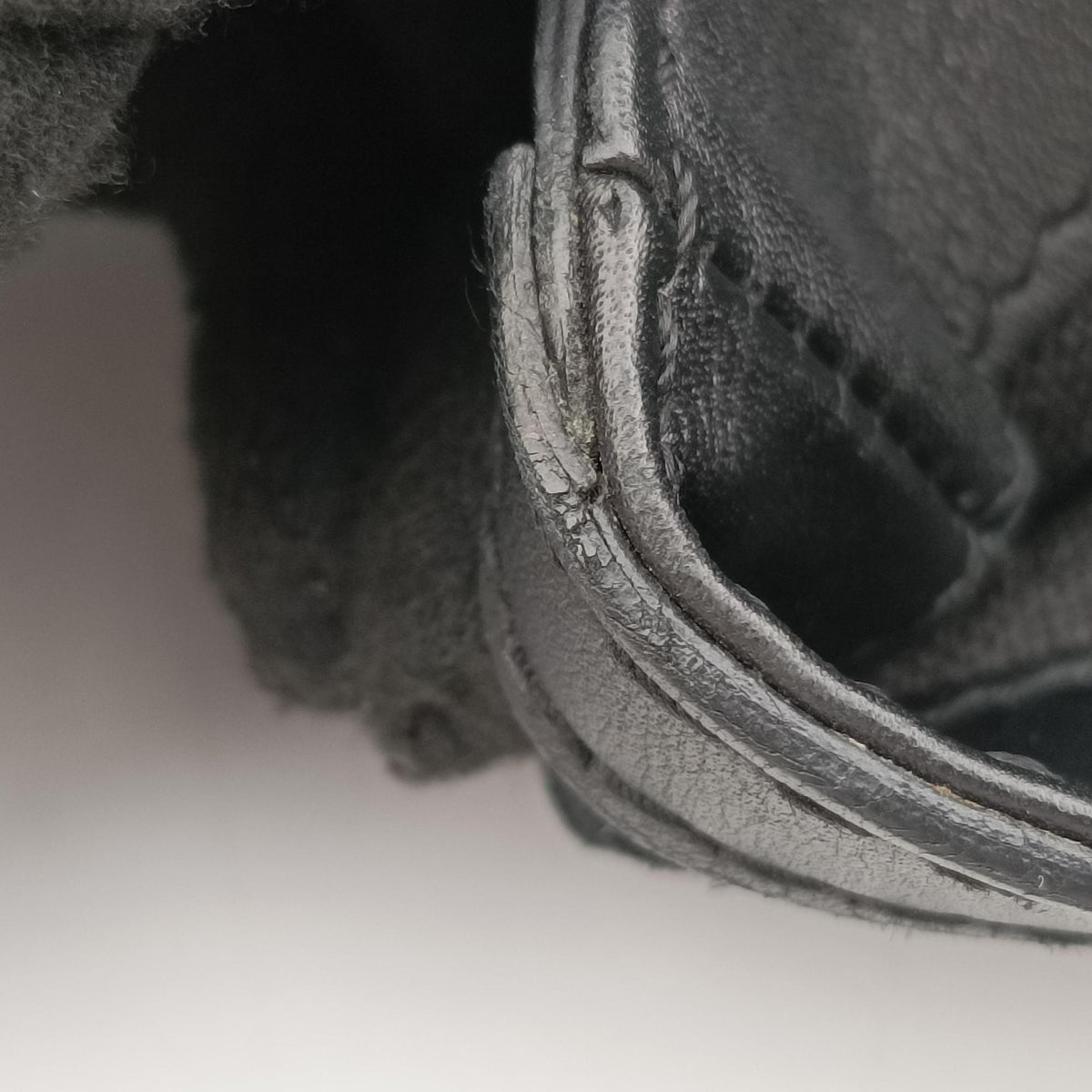 Goldmark Top Handle Black Suede 305585 D012707322ゴールドマークトップハンドル ブラック スエード 305585 D012707322