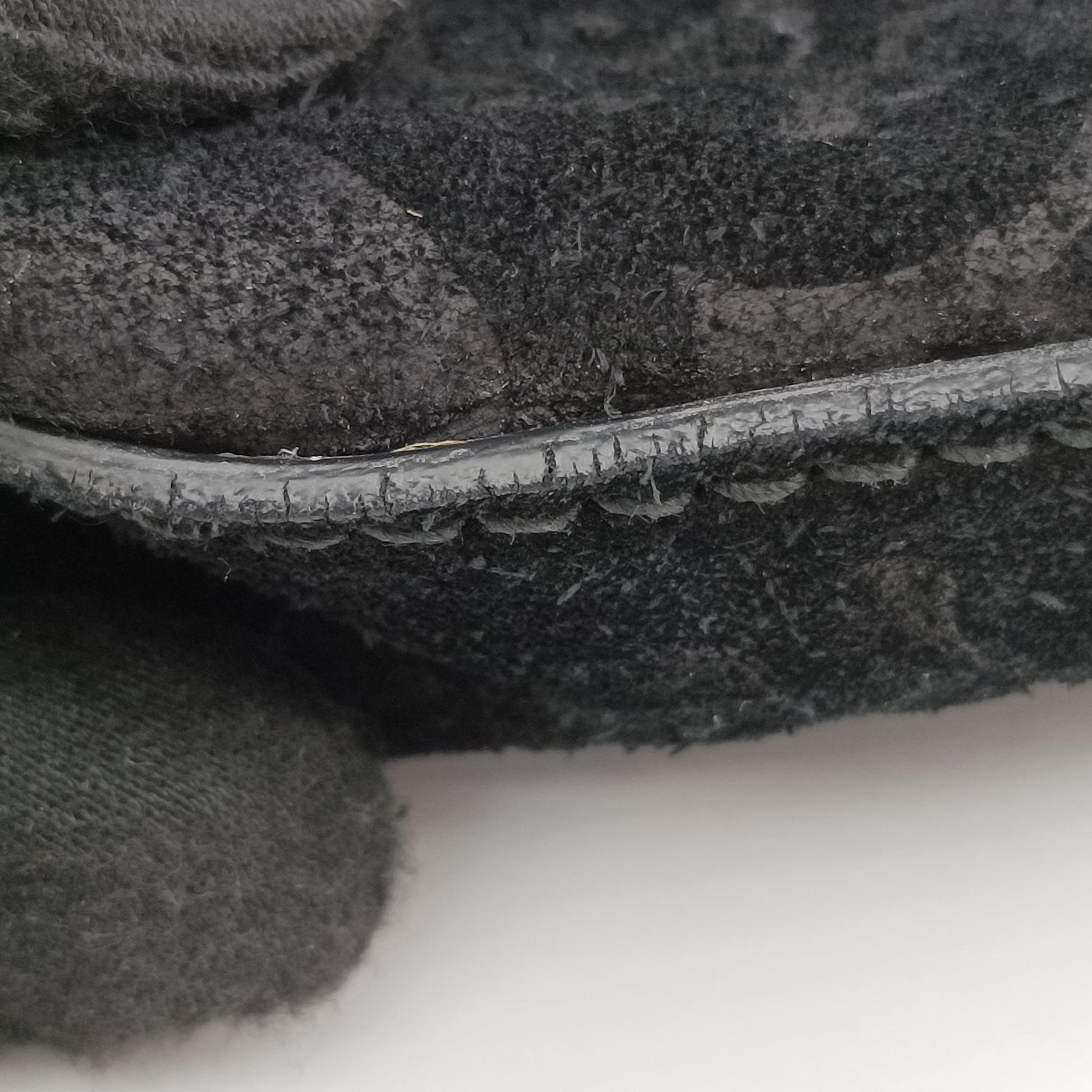 Goldmark Top Handle Black Suede 305585 D012707322ゴールドマークトップハンドル ブラック スエード 305585 D012707322