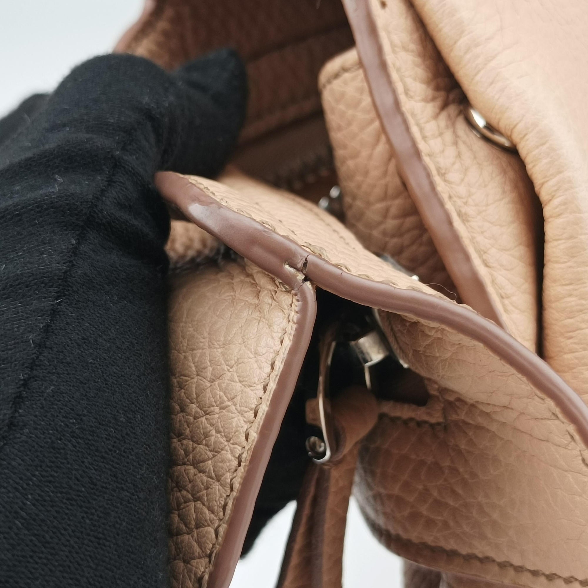 Wave Beige Leather CT 37ウェーブ ベージュ レザー CT 37
