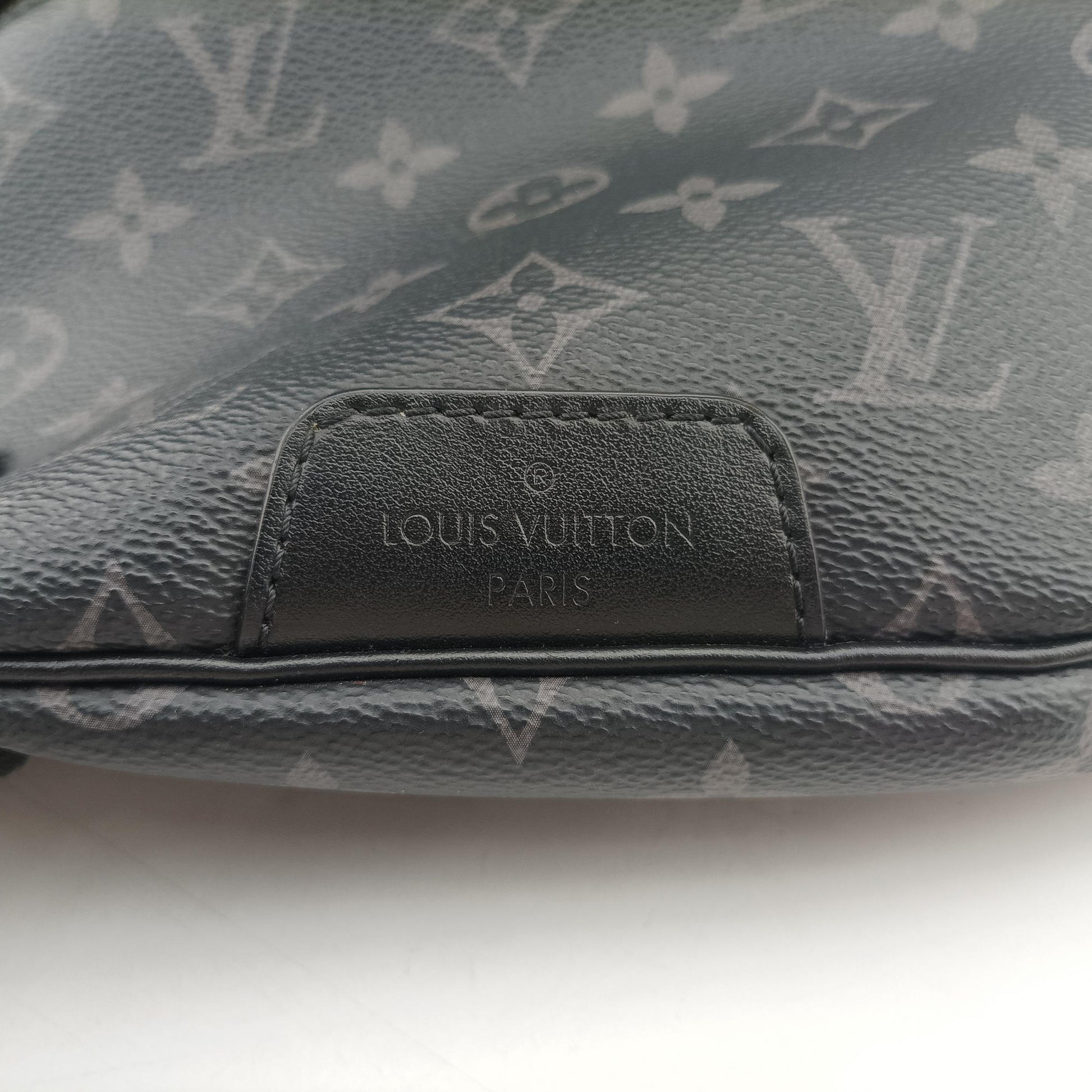 Discovery Bum Bag Black Monogram eclipse M44336 SA0231ディスカバリーバムバッグ ブラック モノグラム エクリプス M44336 SA0231