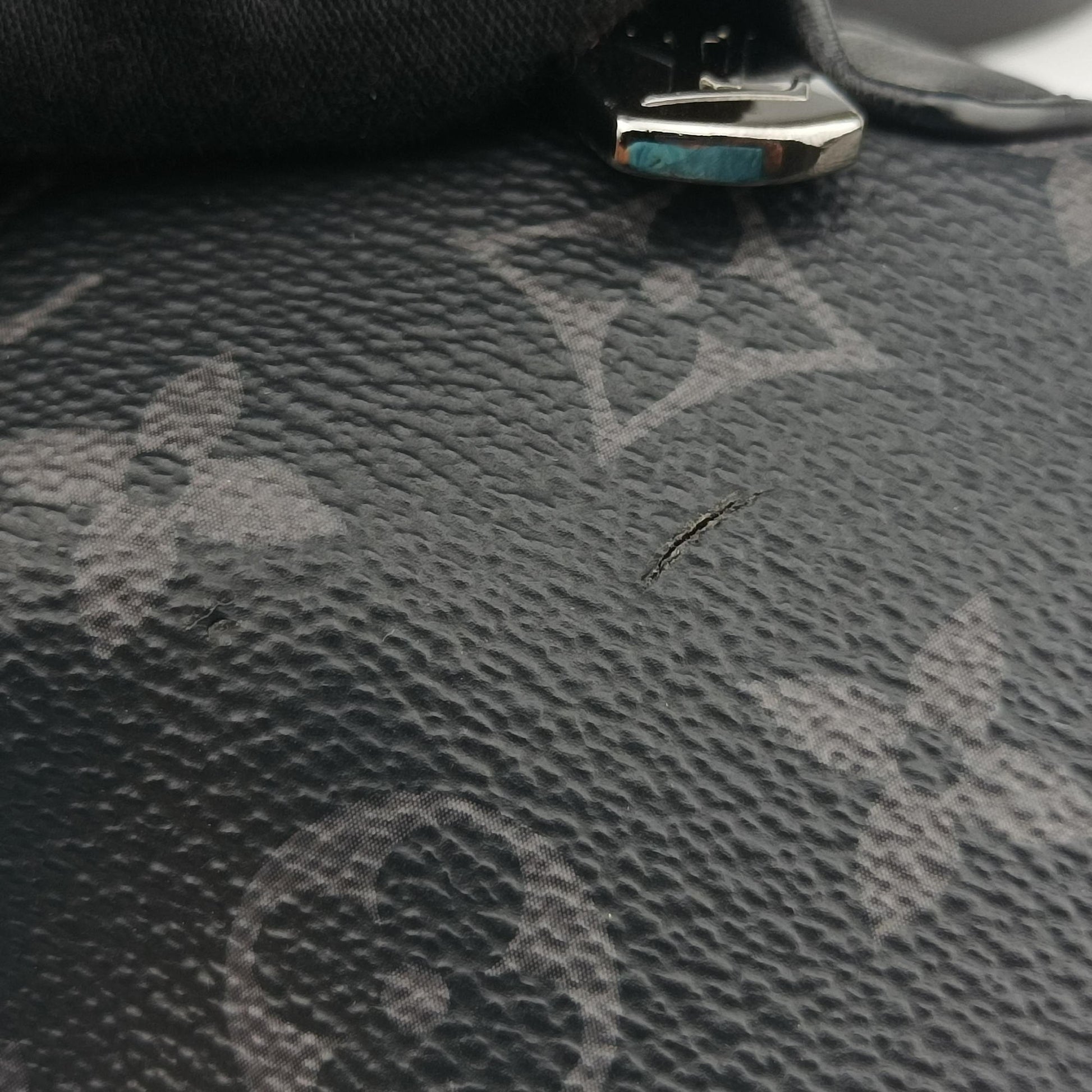 Discovery Bum Bag Black Monogram eclipse M44336 SA0231ディスカバリーバムバッグ ブラック モノグラム エクリプス M44336 SA0231