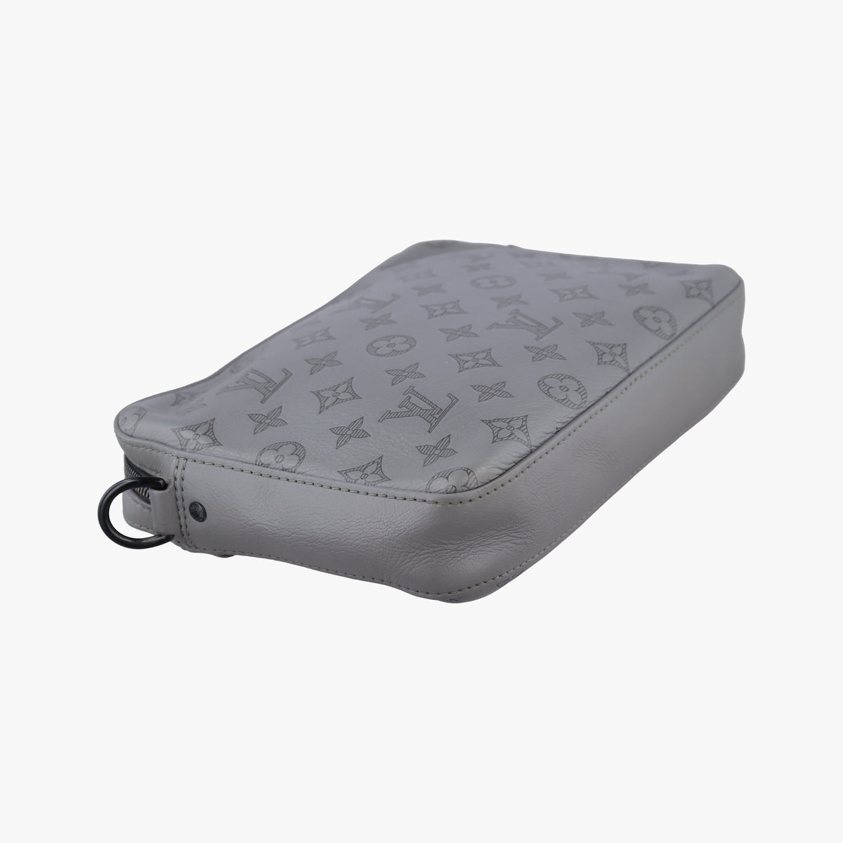 Pre-owned Louis Vuitton Trio Messenger Gris Monogram Shadow M46603 shoulderbag | stylenewstar