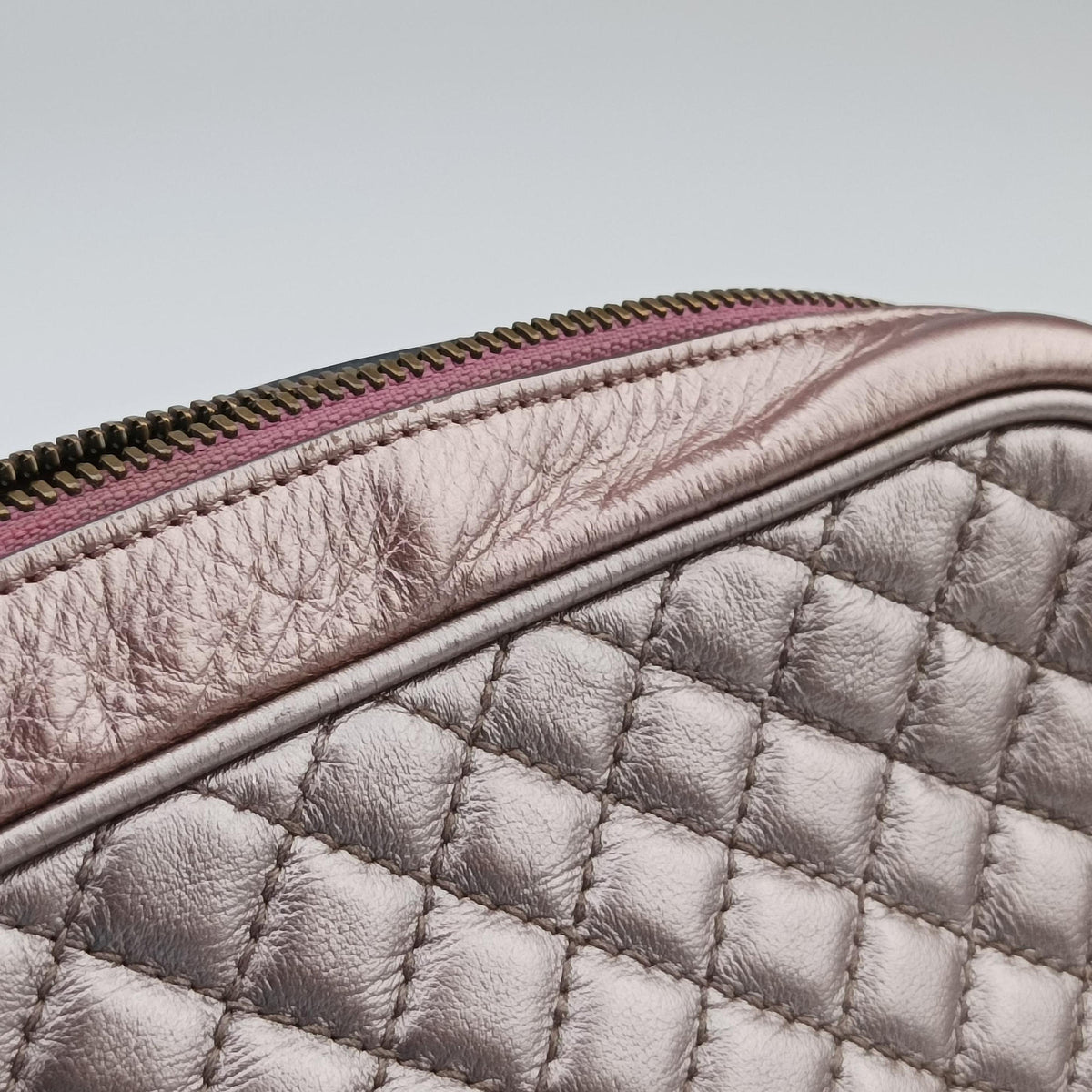 Pre-owned Gucci Trapuntata Camera Zumi pink×green×multi Leather 541061 shoulderbag | stylenewstar
