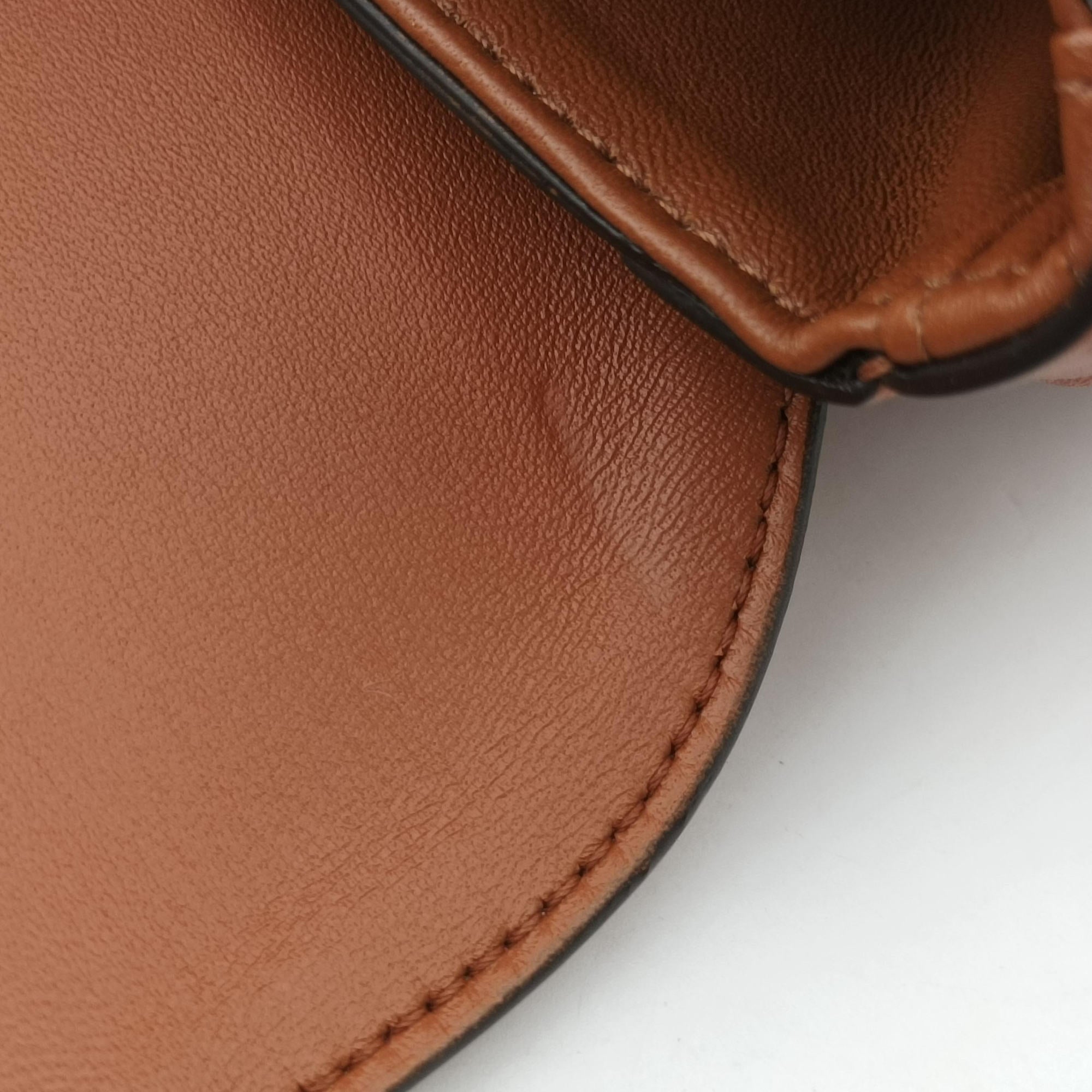 Besace 16 Small Brown Leather W-SL-2 W-SL-3290ベサス16スモール ブラウン レザー W-SL-2 W-SL-3290