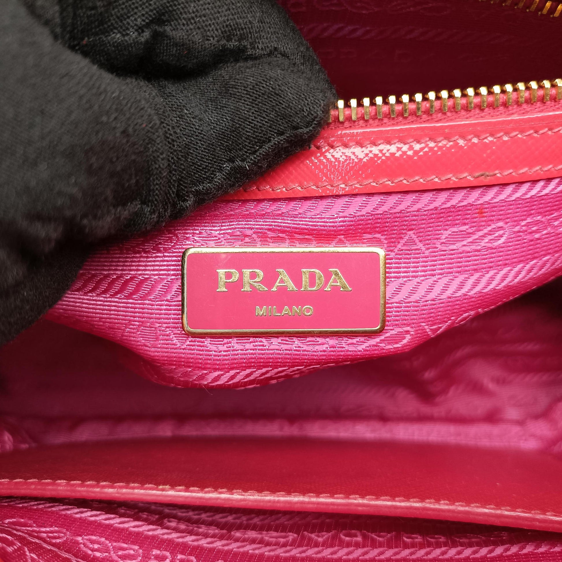 Galleria Red SAFFIANO Leather BN1874 117ガレリア レッド サフィアーノレザー BN1874 117