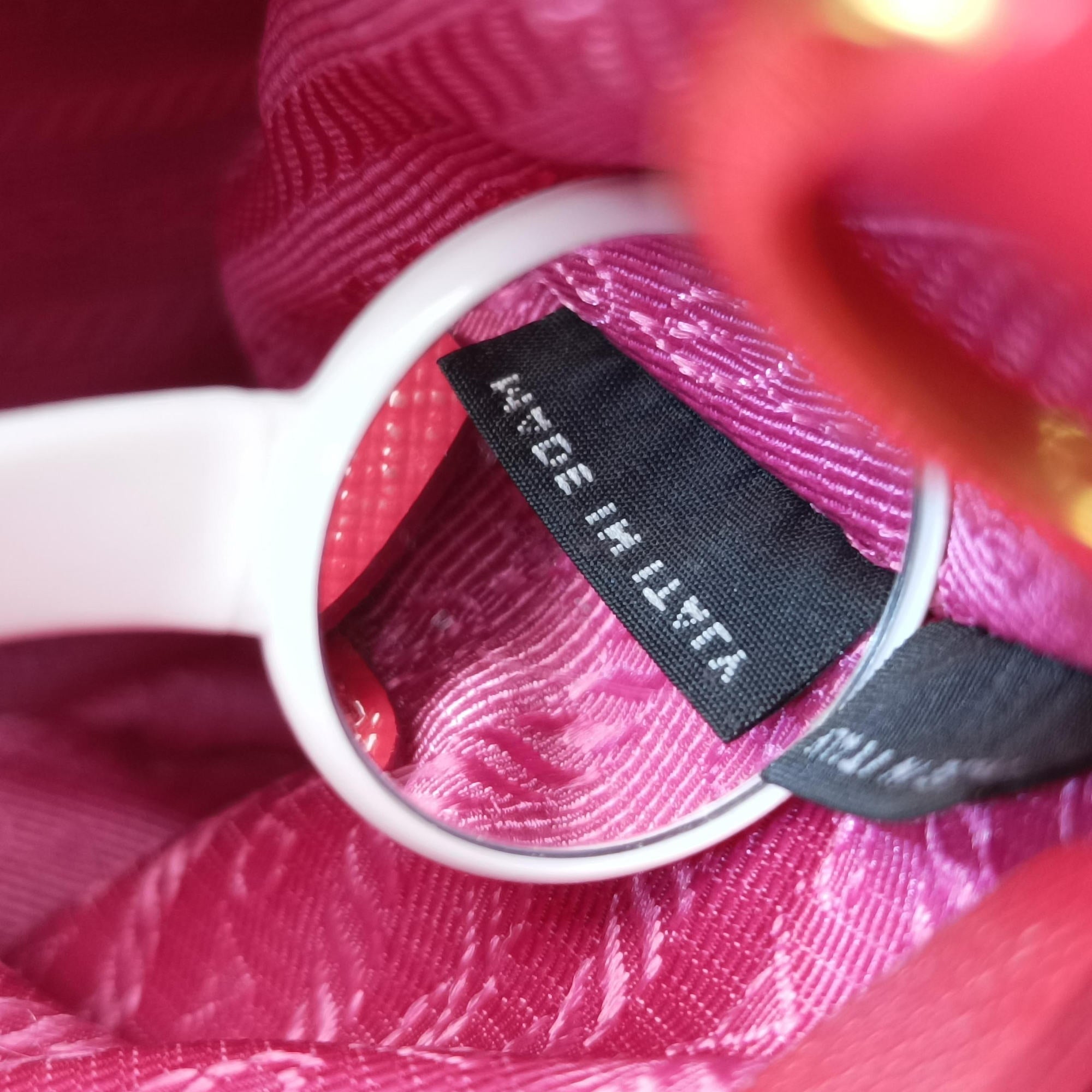 Galleria Red SAFFIANO Leather BN1874 117ガレリア レッド サフィアーノレザー BN1874 117