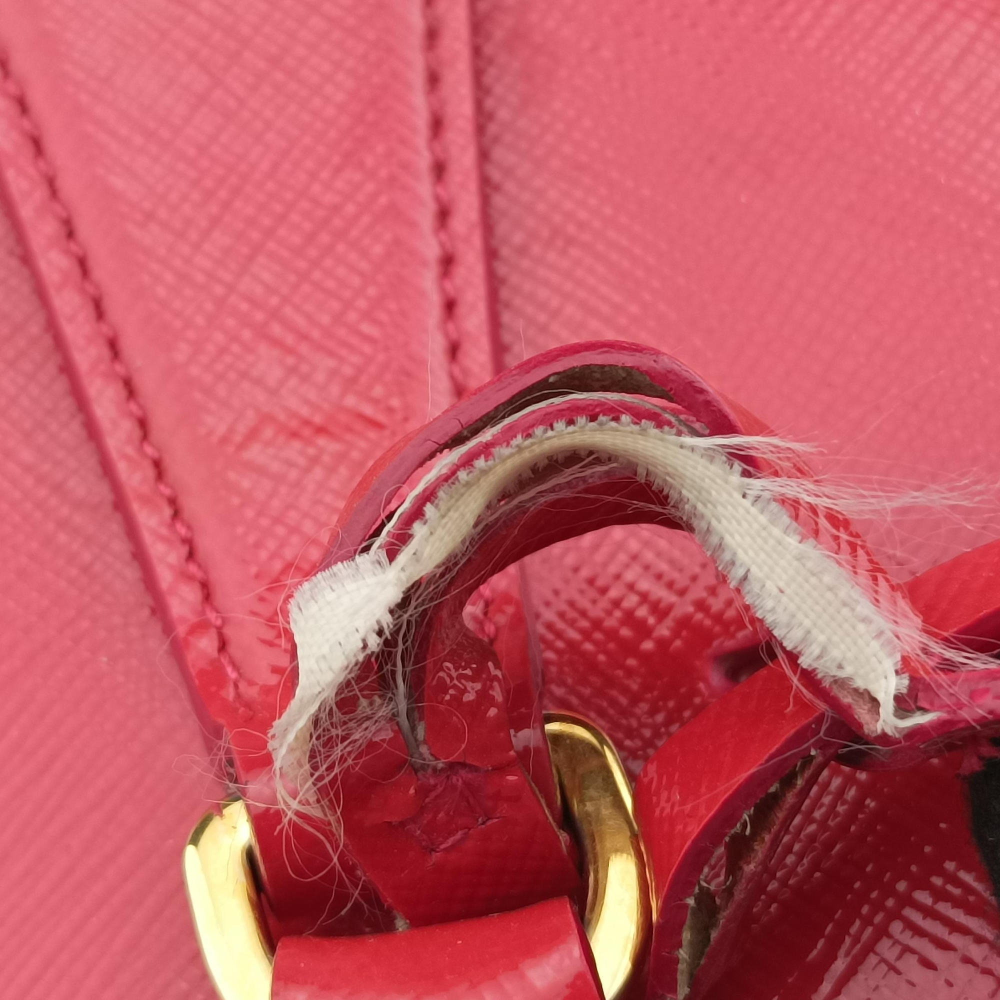 Galleria Red SAFFIANO Leather BN1874 117ガレリア レッド サフィアーノレザー BN1874 117