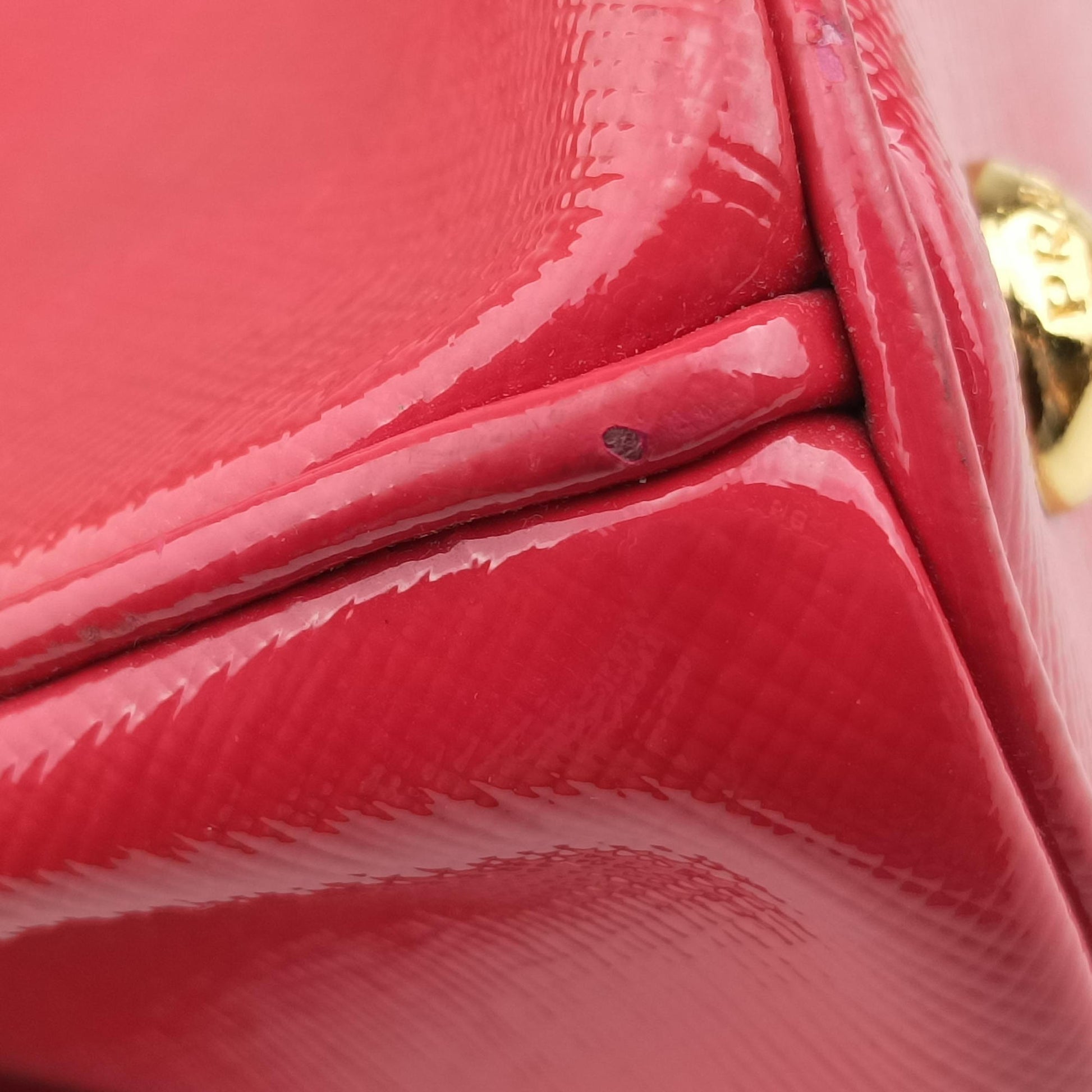 Galleria Red SAFFIANO Leather BN1874 117ガレリア レッド サフィアーノレザー BN1874 117