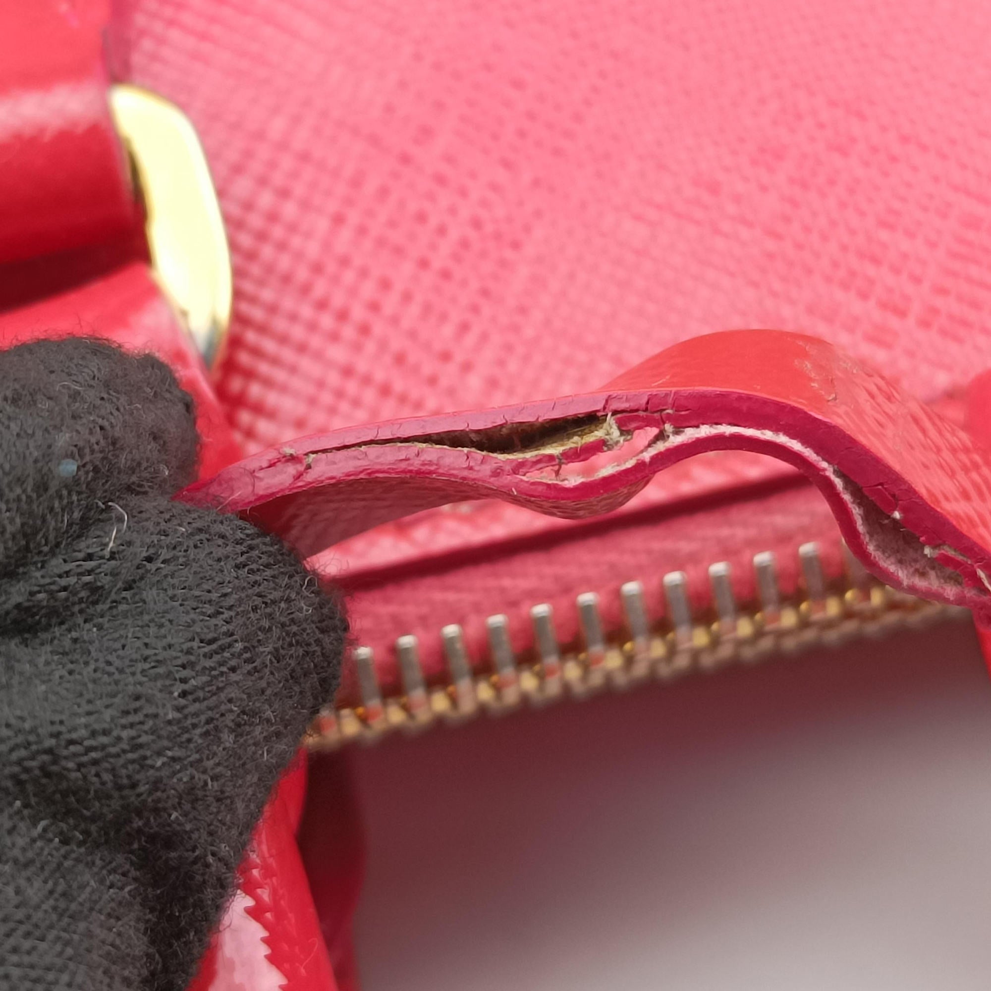 Galleria Red SAFFIANO Leather BN1874 117ガレリア レッド サフィアーノレザー BN1874 117