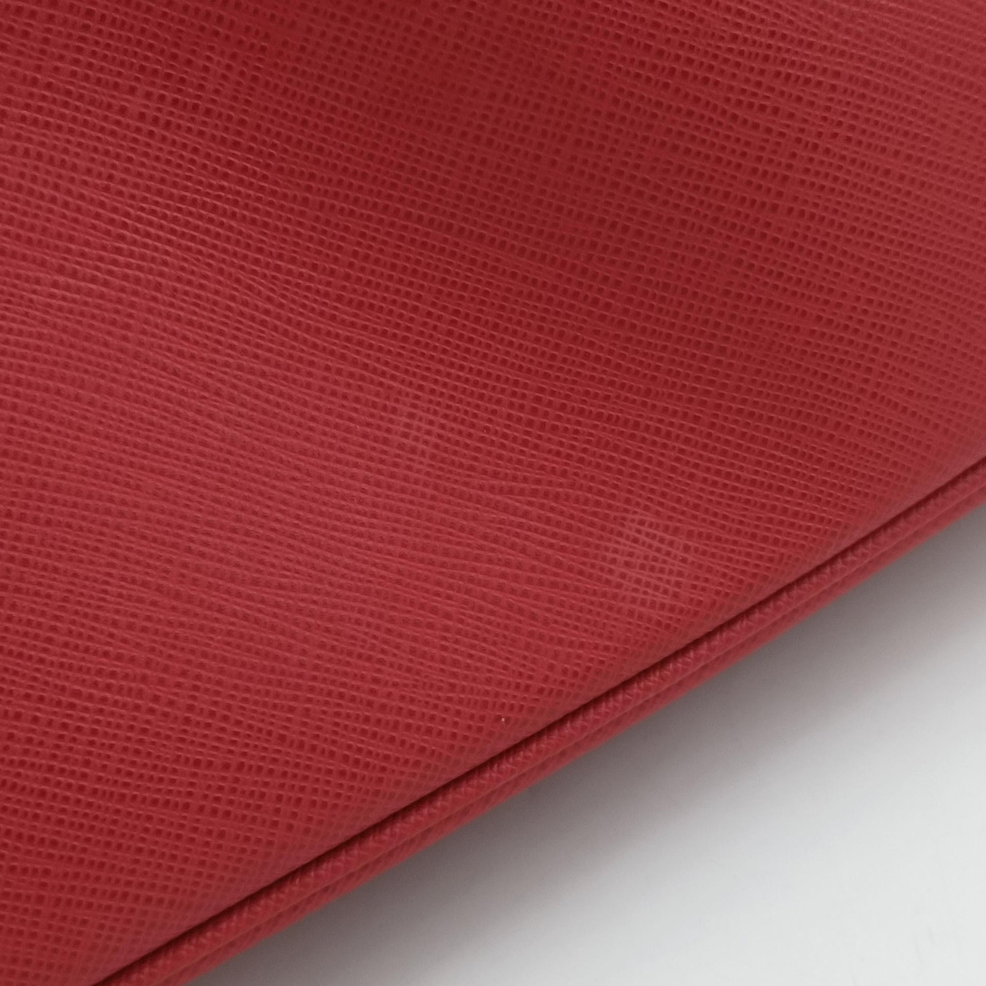 Galleria Red SAFFIANO Leather BN1844 103ガレリア レッド サフィアーノレザー BN1844 103