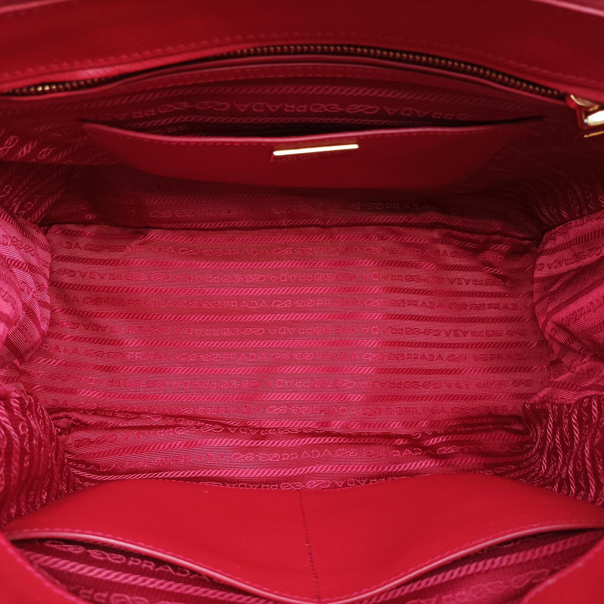 Galleria Red SAFFIANO Leather BN1844 103ガレリア レッド サフィアーノレザー BN1844 103