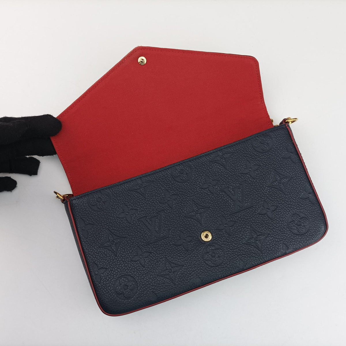 Secondhand Louis Vuitton Pochette Felice MARINE ROUGE Monogram Empreinte M64099 shoulderbag | stylenewstar