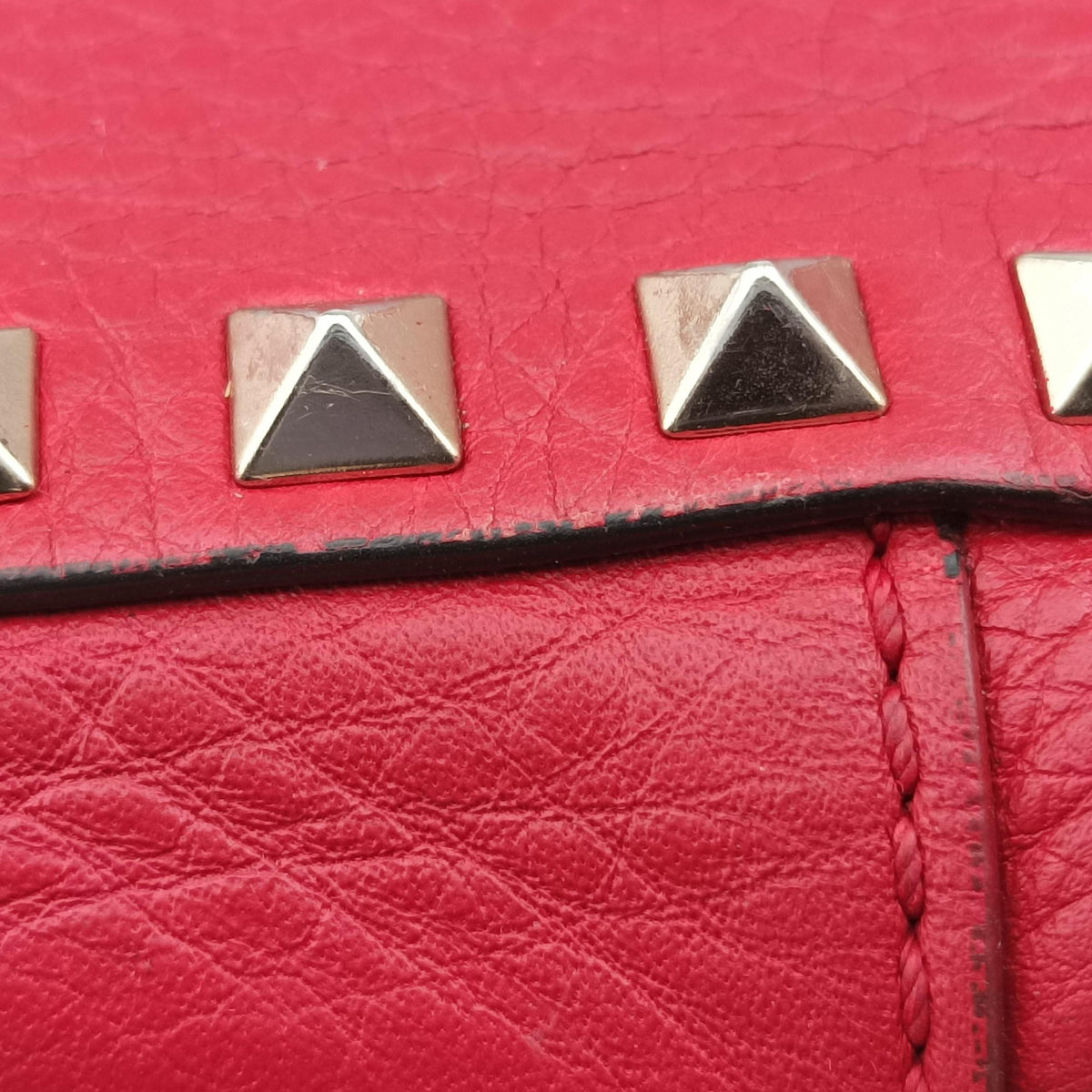 Rockstud Red Leather TV-M809VSF2ロックスタッズ レッド レザー TV-M809VSF2