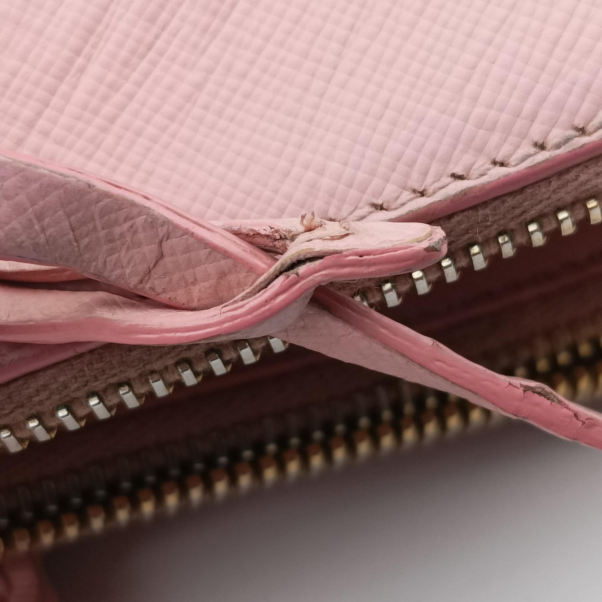 Galleria Pink SAFFIANO Leather BN1786 162ガレリア ピンク サフィアーノレザー BN1786 162