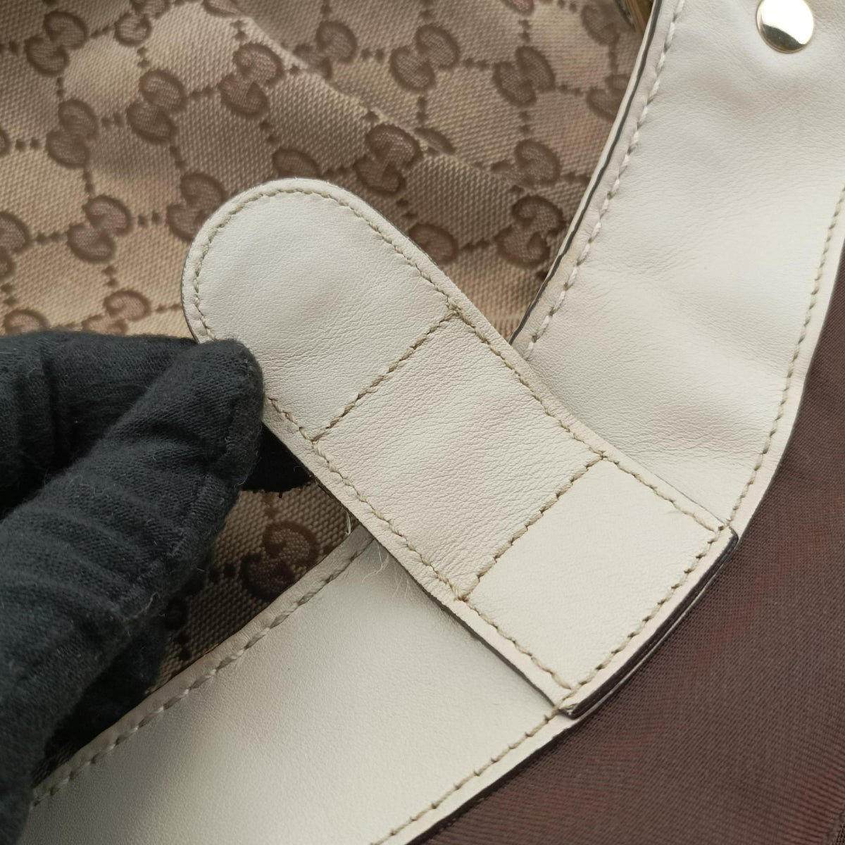 Sukey White×Beige canvas×leather 211943 C7099899スーキー ホワイト×ベージュ キャンバス×レザー 211943 C7099899