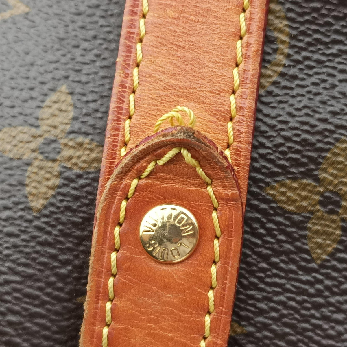 Secondhand Louis Vuitton STRESA PM brown Monogram Canvas M51186 handbag | stylenewstar
