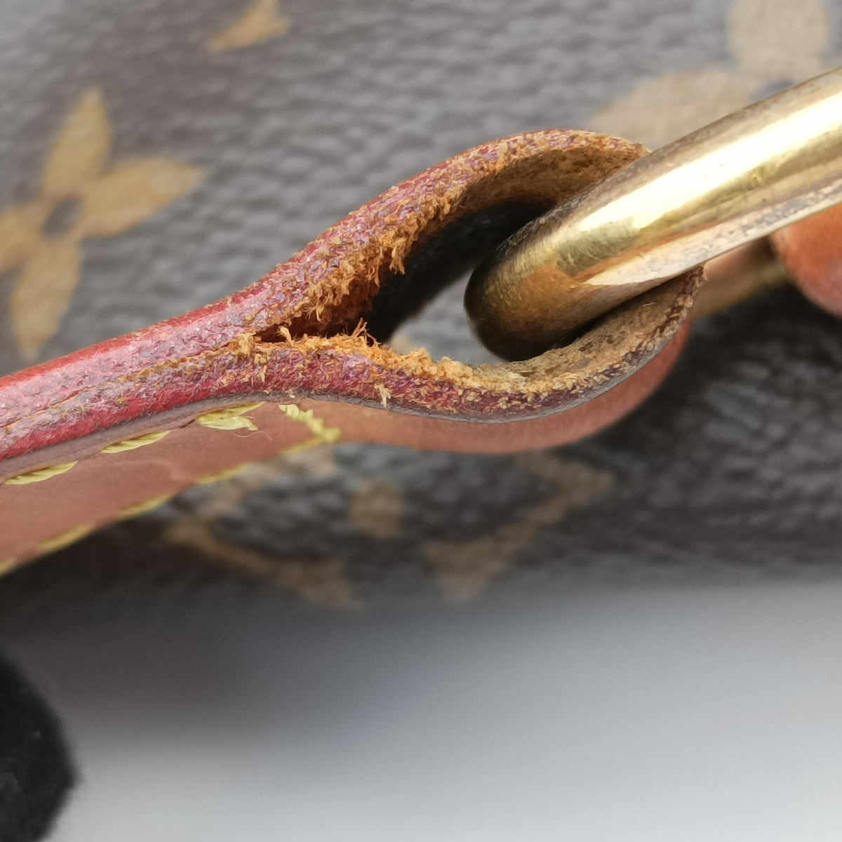 Secondhand Louis Vuitton STRESA PM brown Monogram Canvas M51186 handbag | stylenewstar