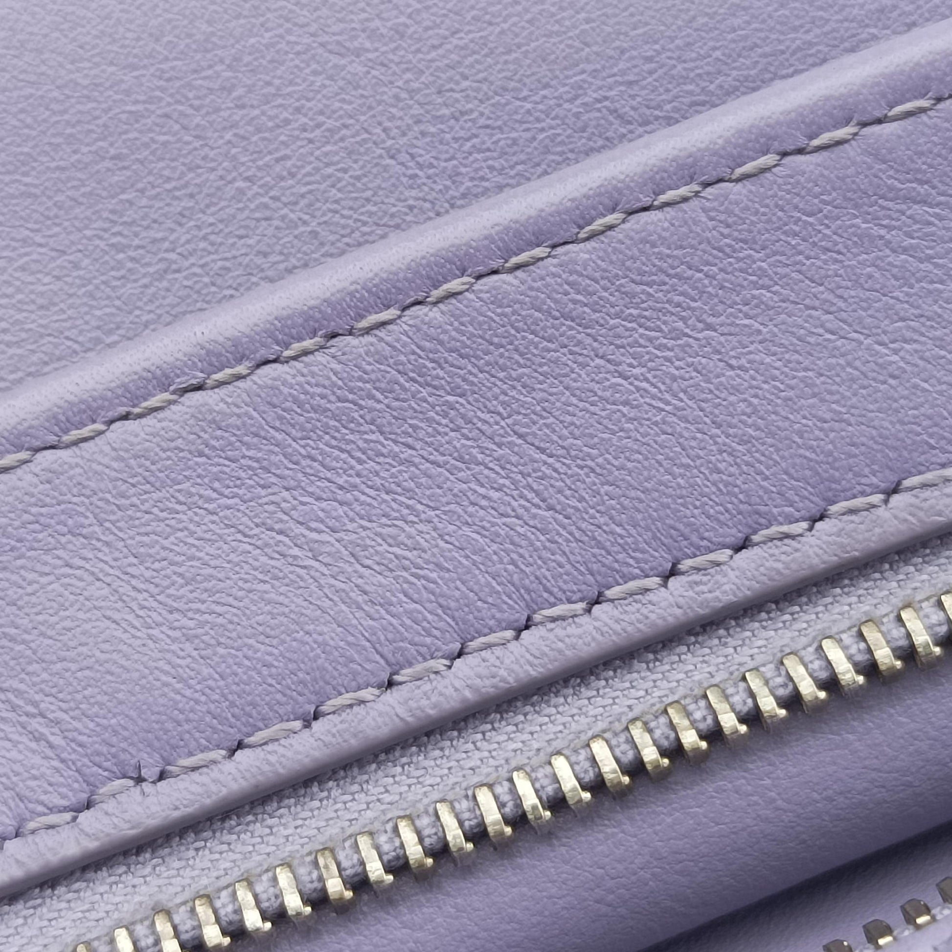 The TWIST Purple lambskin B09124181Nザ ツイスト パープル ラムスキン B09124181N