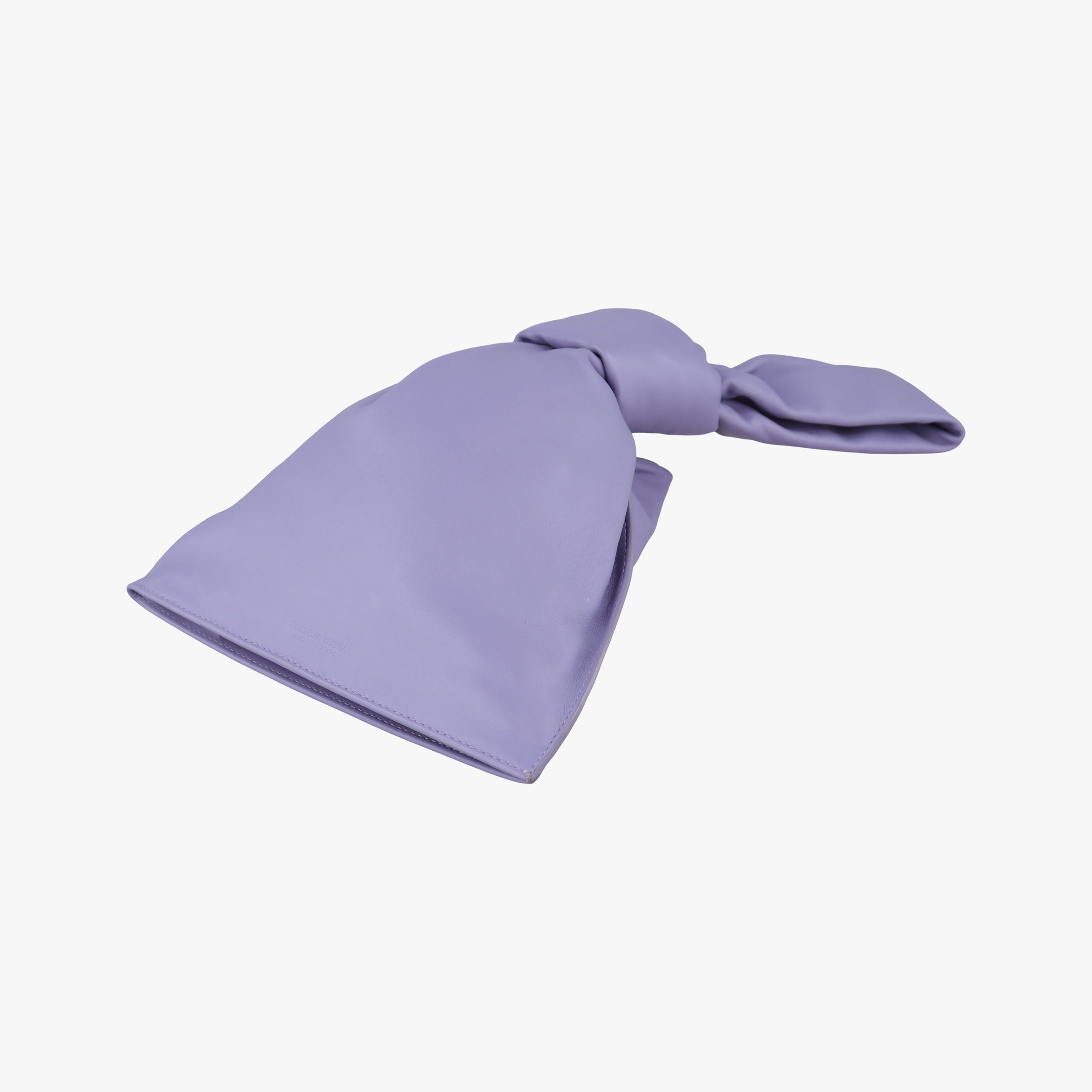 The TWIST Purple lambskin B09124181Nザ ツイスト パープル ラムスキン B09124181N