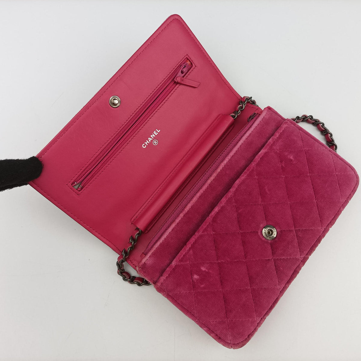 BOY CHANEL Chain Wallet Rose velour A68911 18548208ボーイシャネル チェーンウォレット ローズ レッド ベロア A68911 18548208