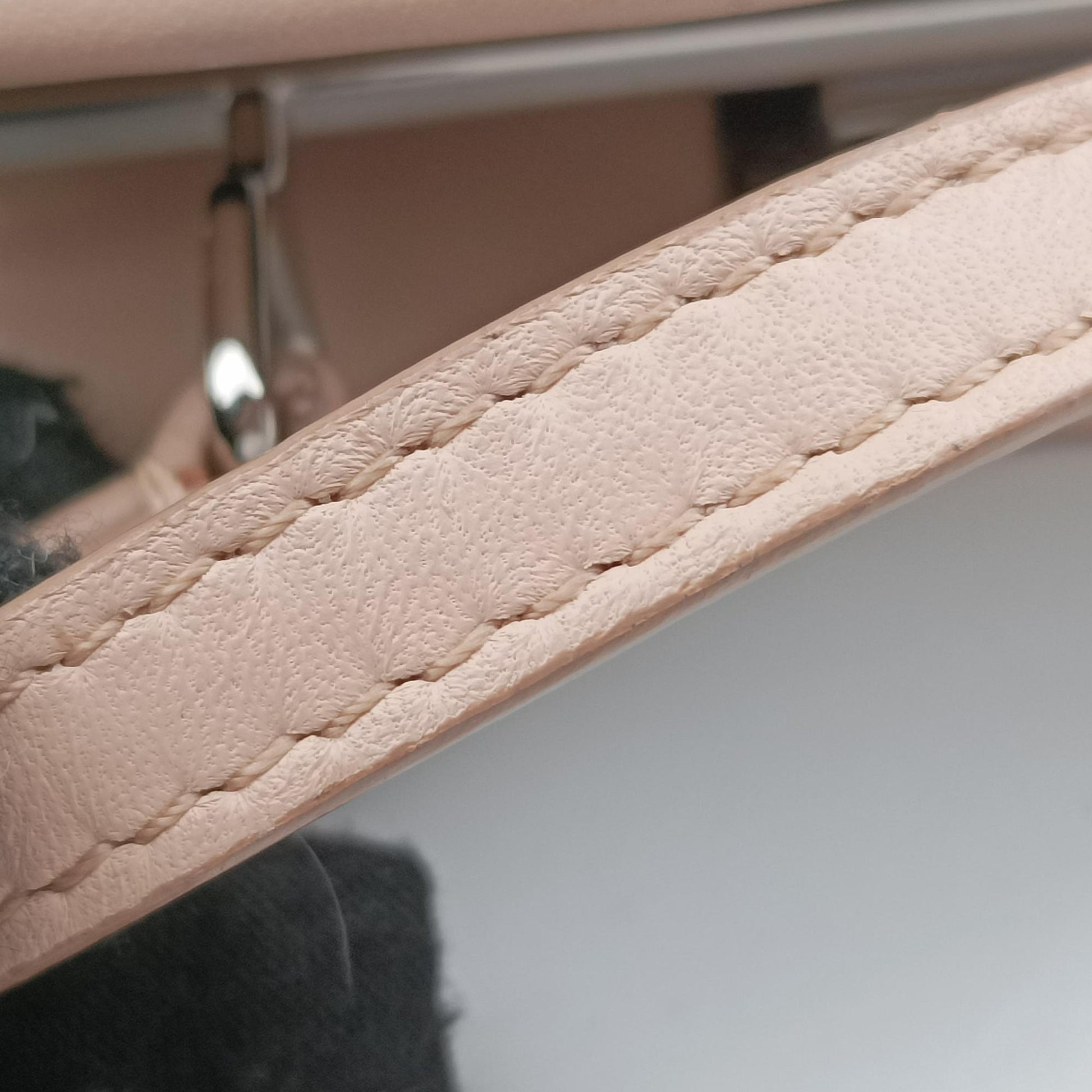 Micro Peekaboo Pink Leather × Pile 8M0355 8M0355-5AY-159-9290マイクロピーカブー ピンク レザー×パイル 8M0355 8M0355-5AY-159-9290
