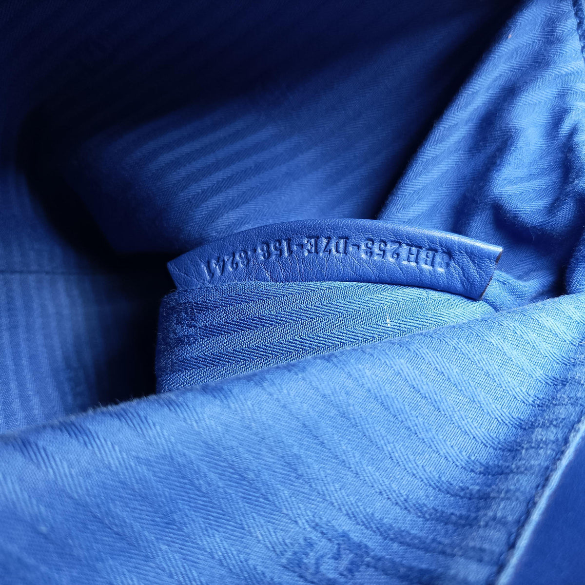 Petite 2 JOURS Blue Leather 8BH253 8BH253-D7E-158-8241プチ トゥージュール ブルー レザー 8BH253 8BH253-D7E-158-8241