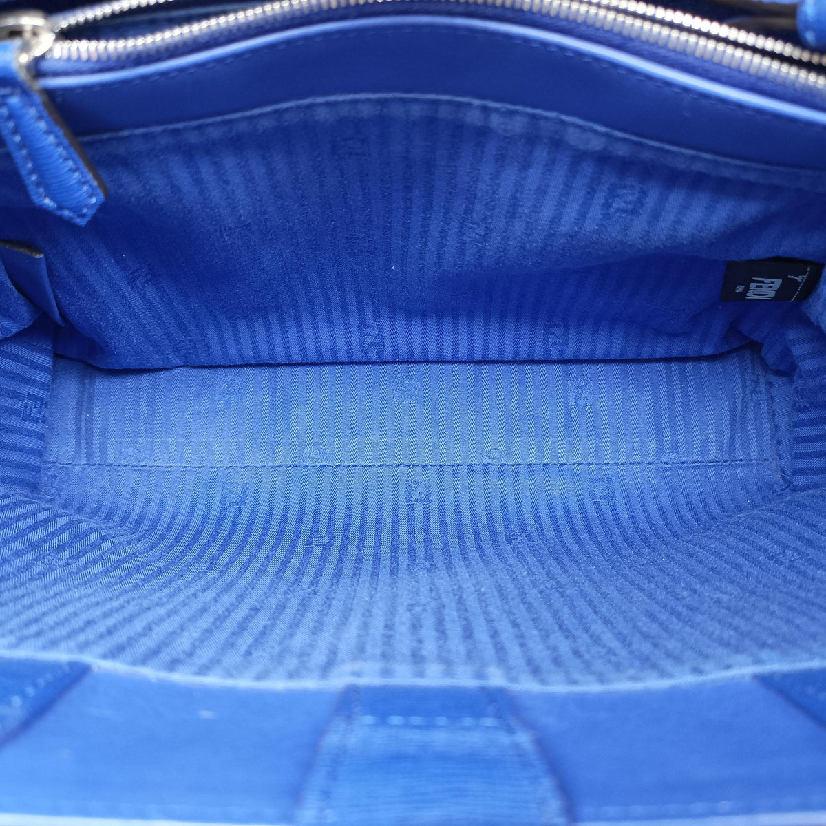 Petite 2 JOURS Blue Leather 8BH253 8BH253-D7E-158-8241プチ トゥージュール ブルー レザー 8BH253 8BH253-D7E-158-8241