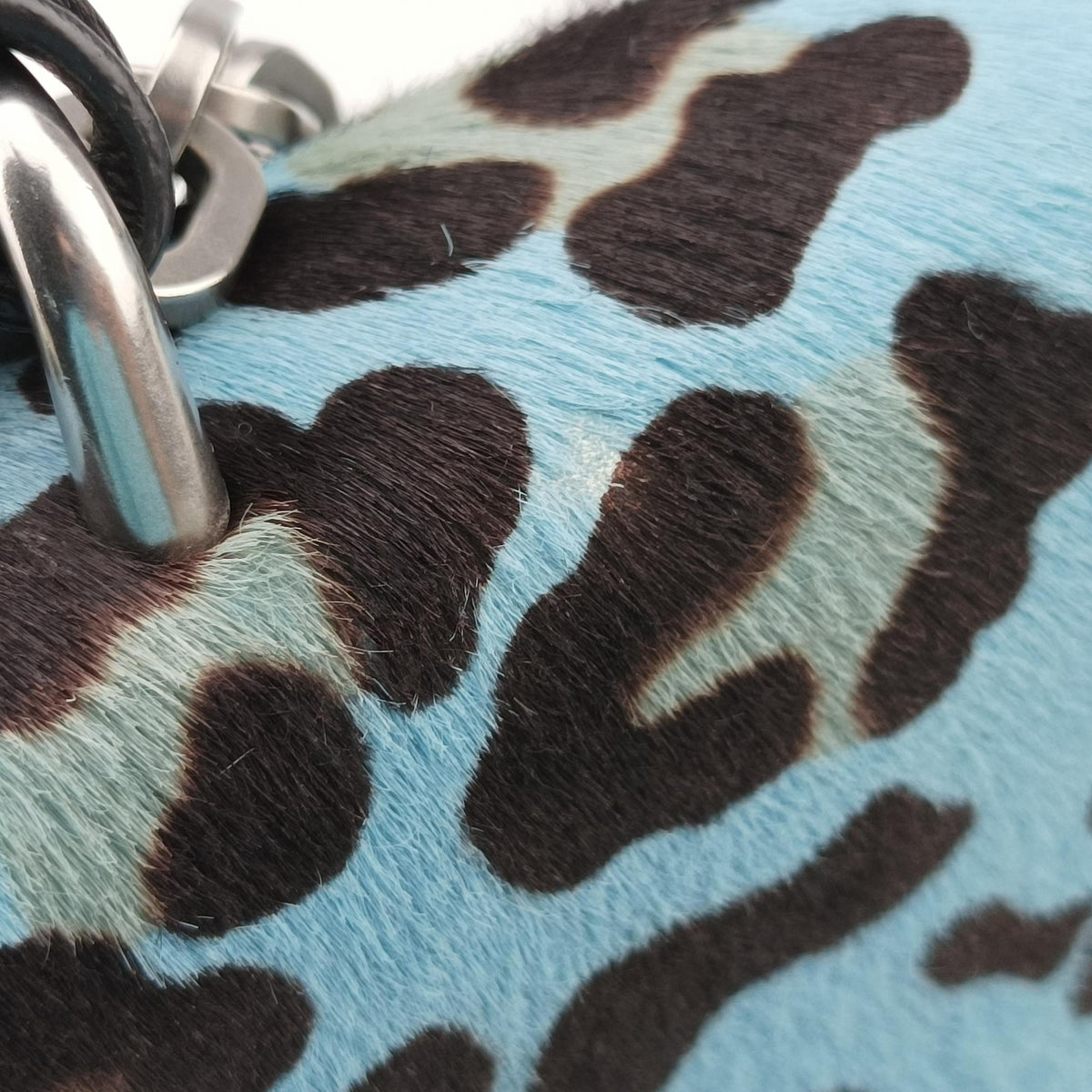 Vintage Prada Leopard print Blue×Black ponyhair×nylon 1BD009 shoulderbag | stylenewstar