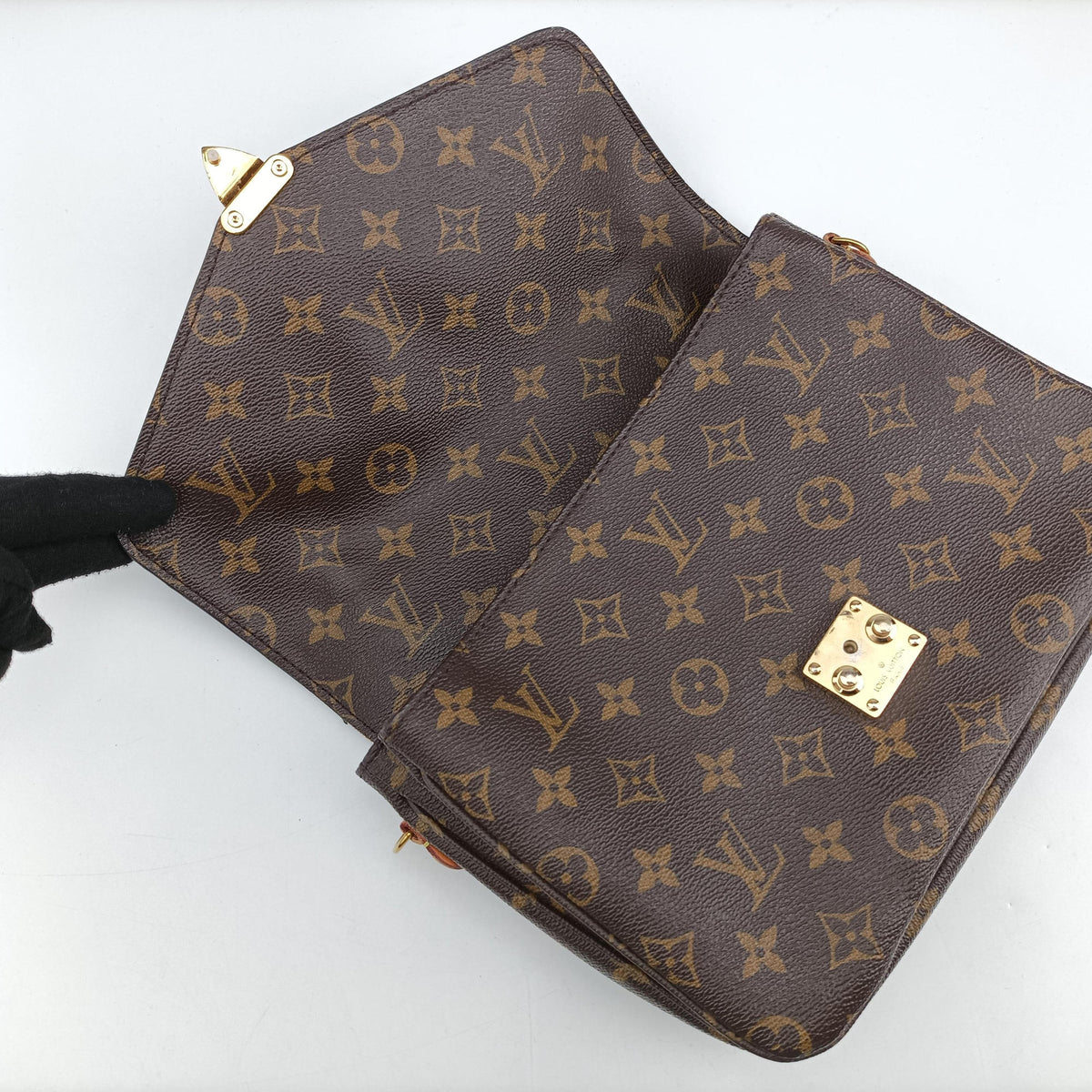 Pre-owned Louis Vuitton Pochette Metis MM Brown Monogram Canvas M44875 shoulderbag | stylenewstar