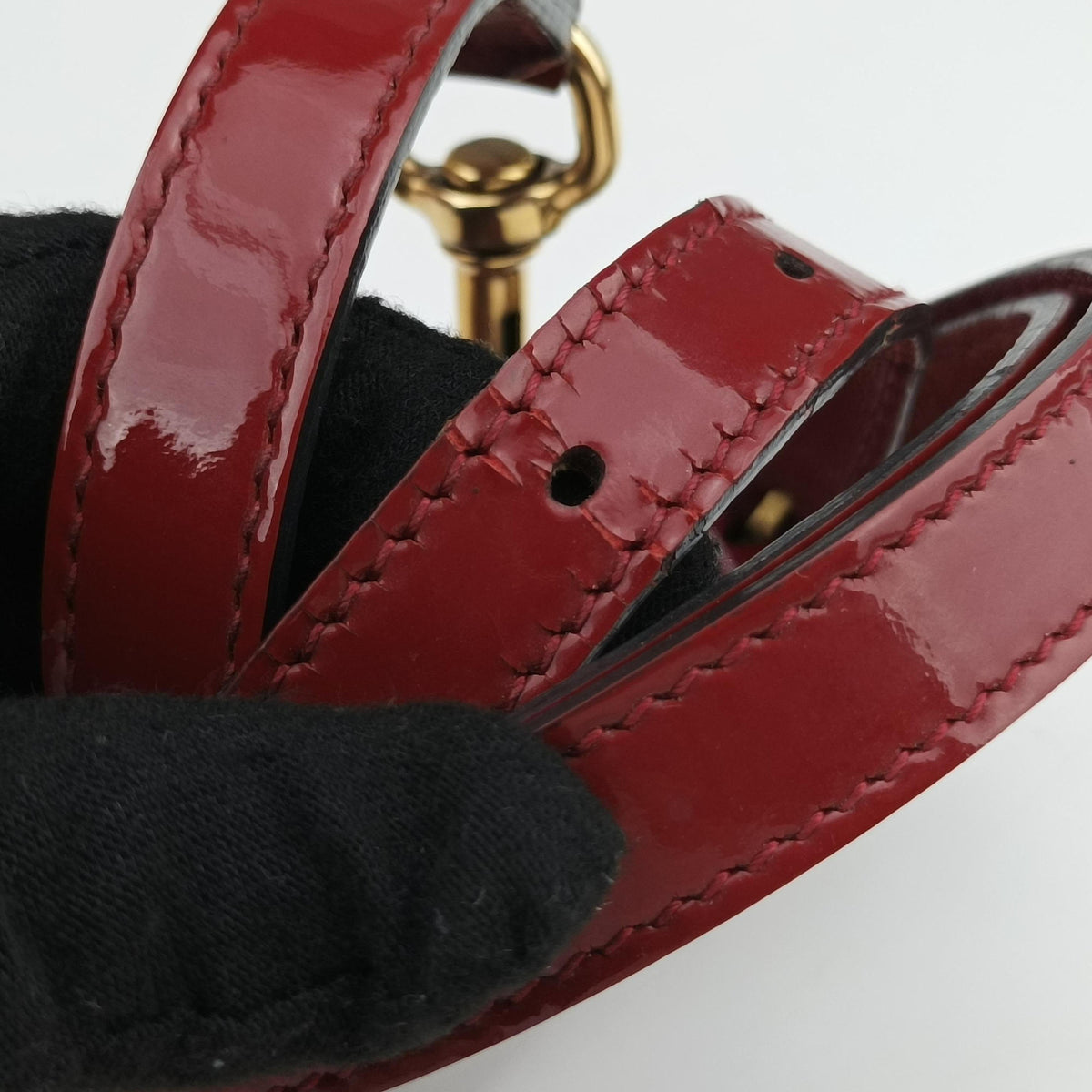 Vintage Gucci Bright Bit Red Patent Leather 319795 shoulderbag | stylenewstar