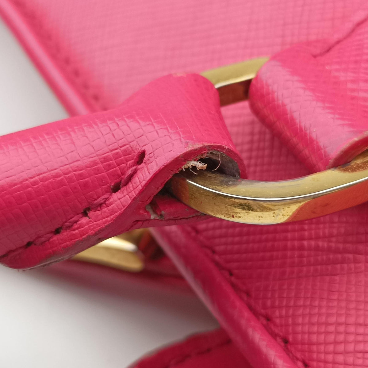 Pre-owned Prada Promenade Pink SAFFIANO Leather BN2558 handbag | stylenewstar