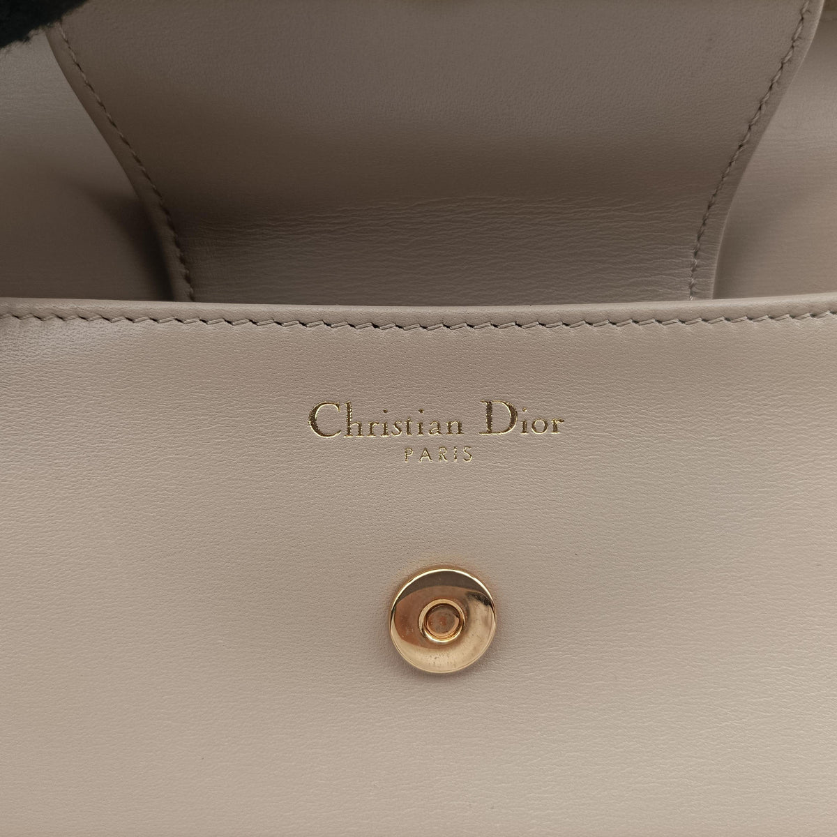 Diordouble Beige Leather 10-MA-0221ディオールダブル ベージュ レザー 10-MA-0221